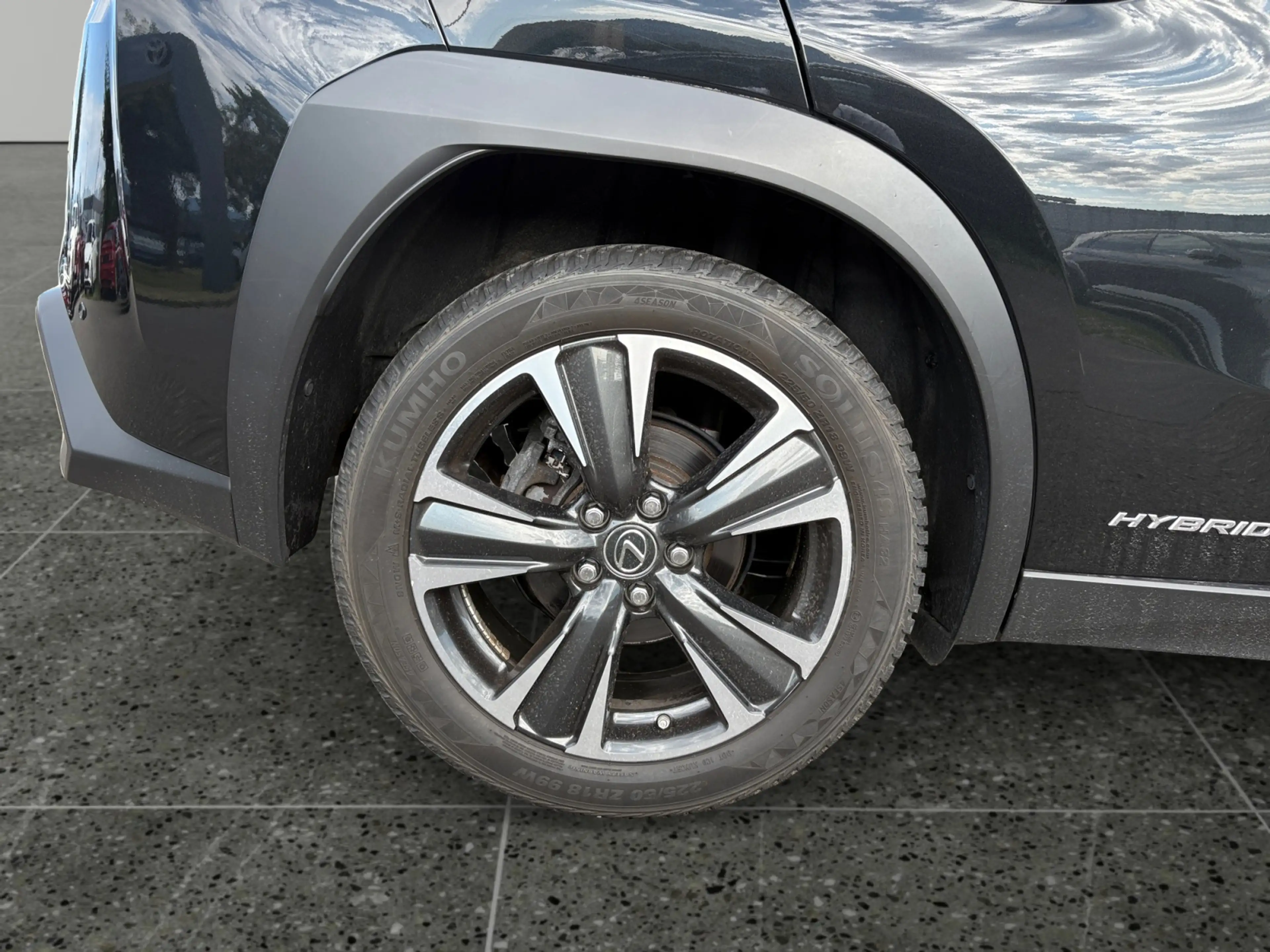 Lexus UX 250h 4x4, Advanced — photo 15