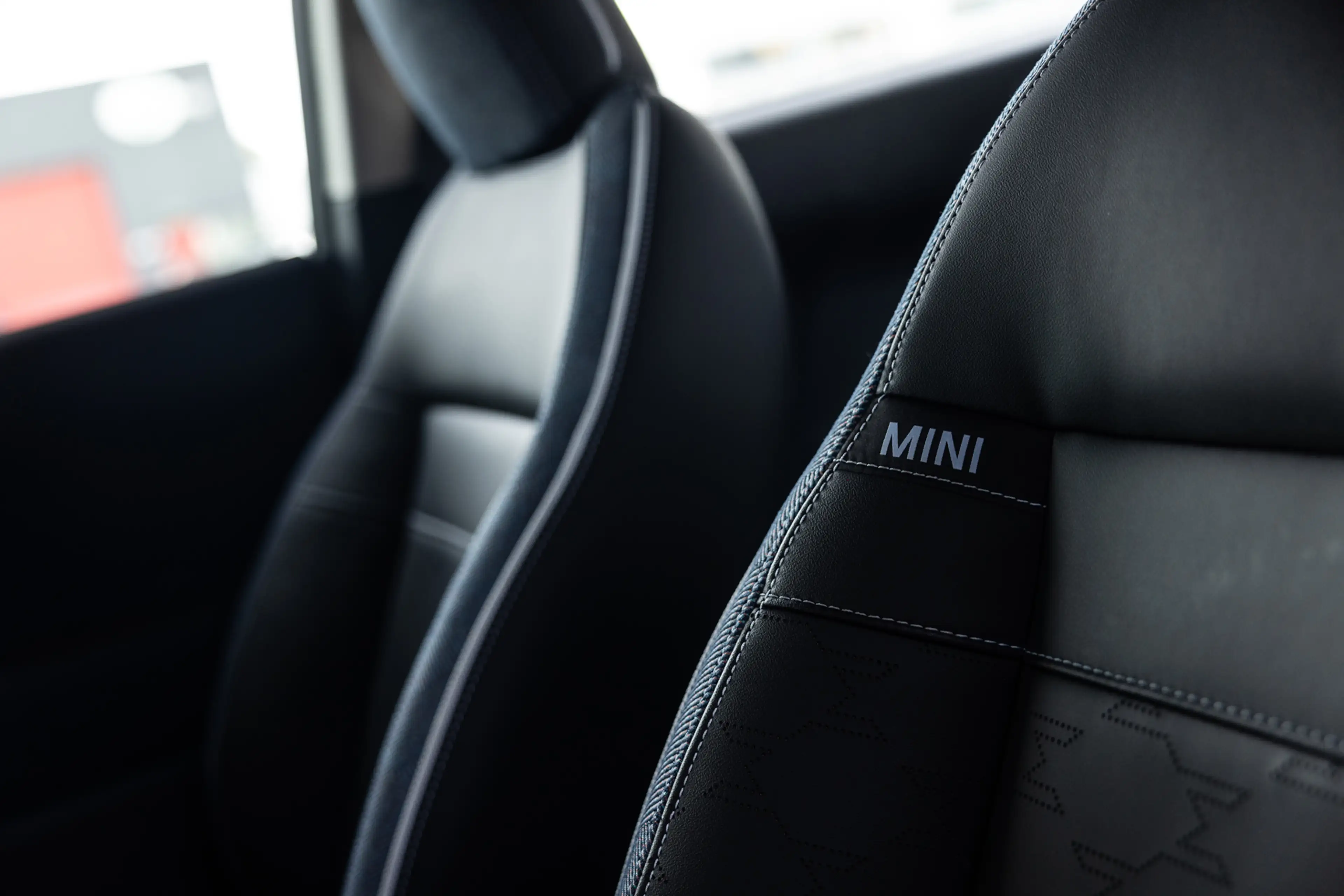 MINI Cooper E 3-Deurs Classic S 40.7 kWh, NL Auto, Stuurverwarmi — photo 17
