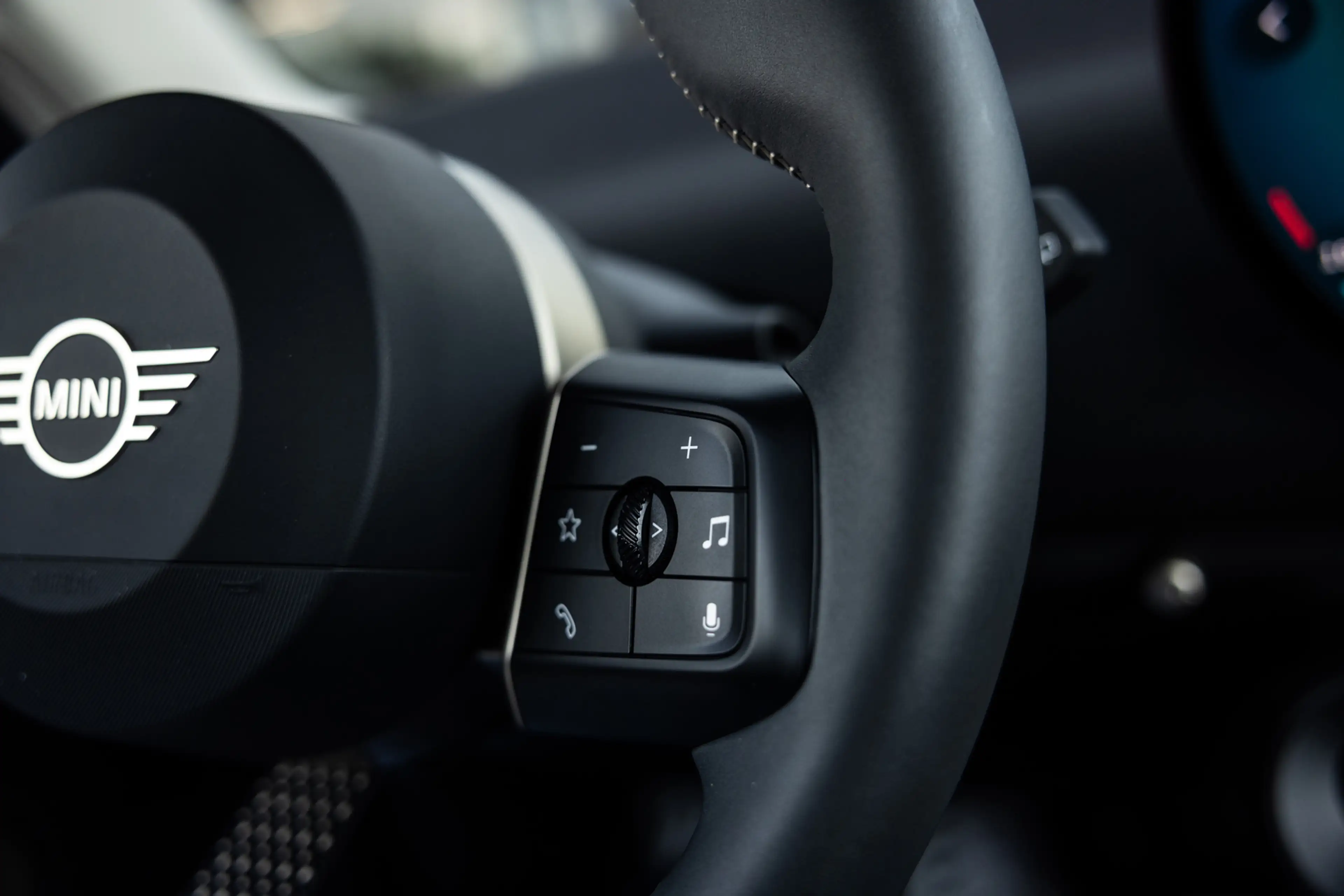MINI Cooper E 3-Deurs Classic S 40.7 kWh, NL Auto, Stuurverwarmi — photo 21