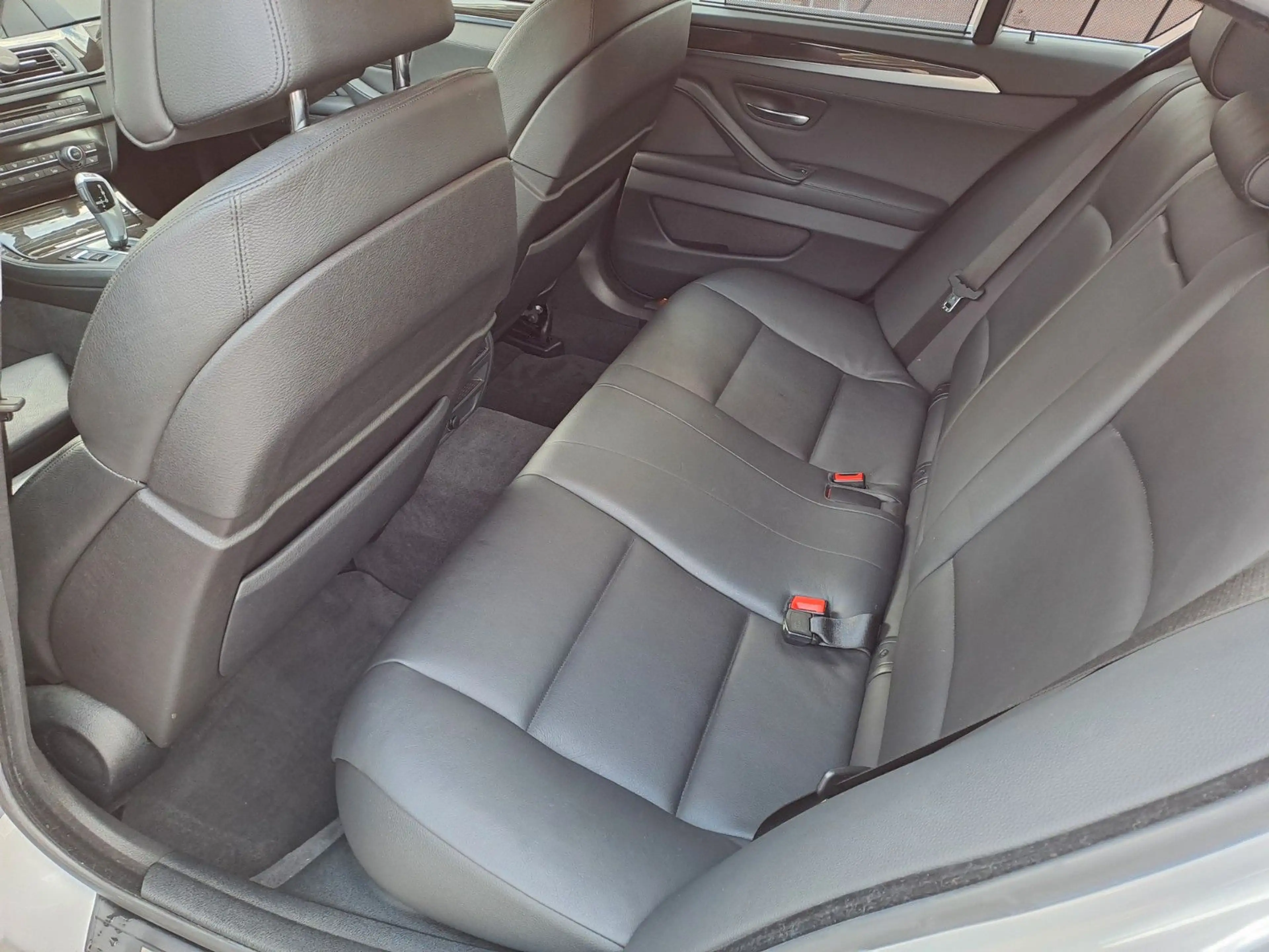 BMW 525 d xDrive*HEADUP*AB.TEM.*KAM*LEDER*NAVI*GLASD — photo 9