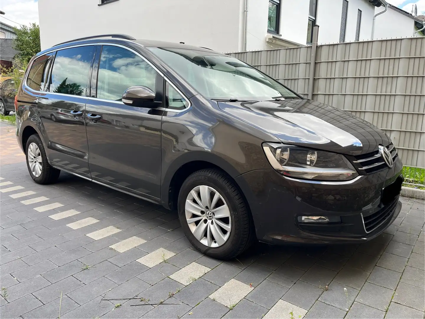 Volkswagen Sharan Sharan 2.0 TDI (BlueMotion Technology) Comfortline Braun - 1