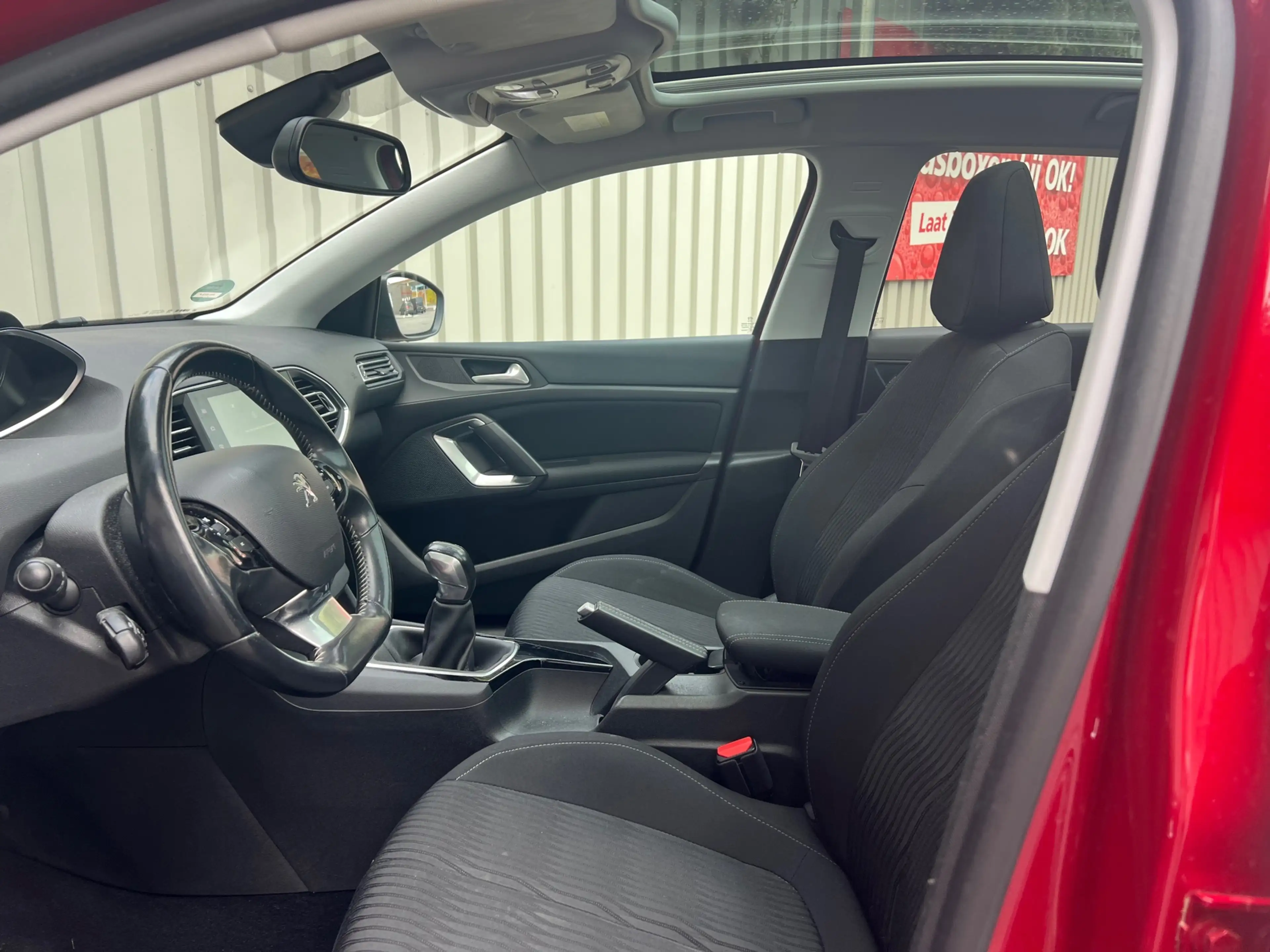Peugeot 308 1.2 PureTech Blue Lease Executive|90000KM|Pano|Nav — photo 7