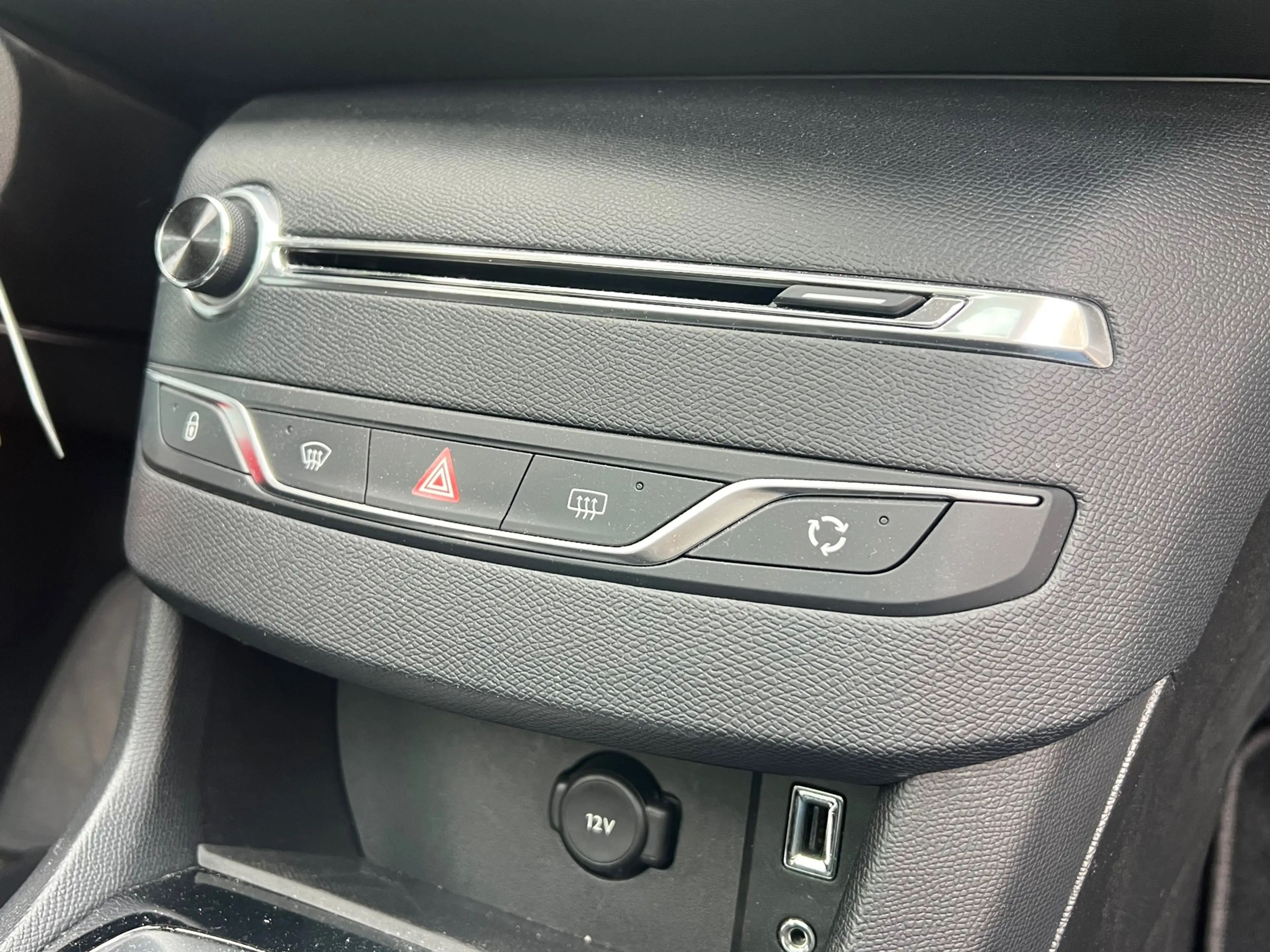 Peugeot 308 1.2 PureTech Blue Lease Executive|90000KM|Pano|Nav — photo 16