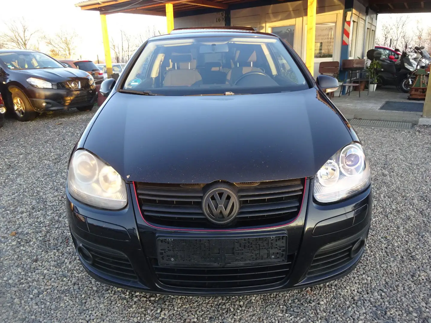 Volkswagen Golf 2.0 TDI GT Schwarz - 2