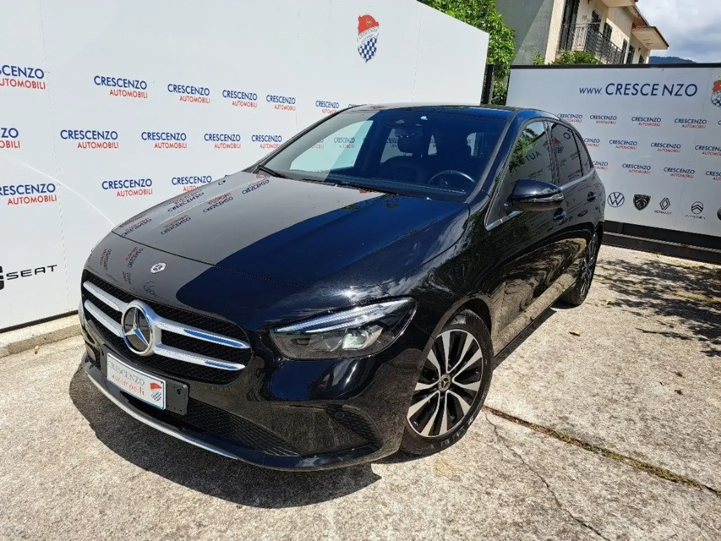 Mercedes-Benz B 180 d Automatic AZIENDALE - MINI RATA 4 ANNI Nero - 2