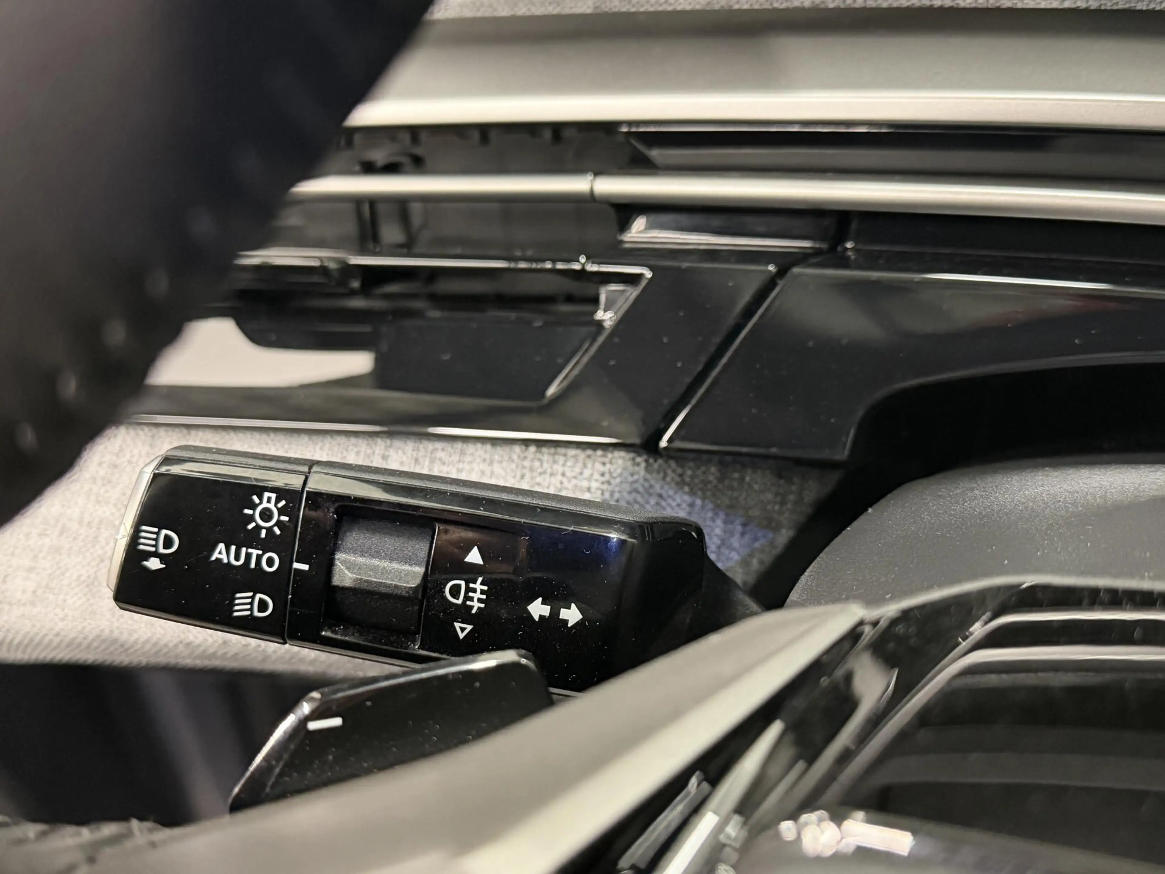 Peugeot 5008 1.2 Hybrid 136pk Allure Automaat Navigatie Cruise — photo 13