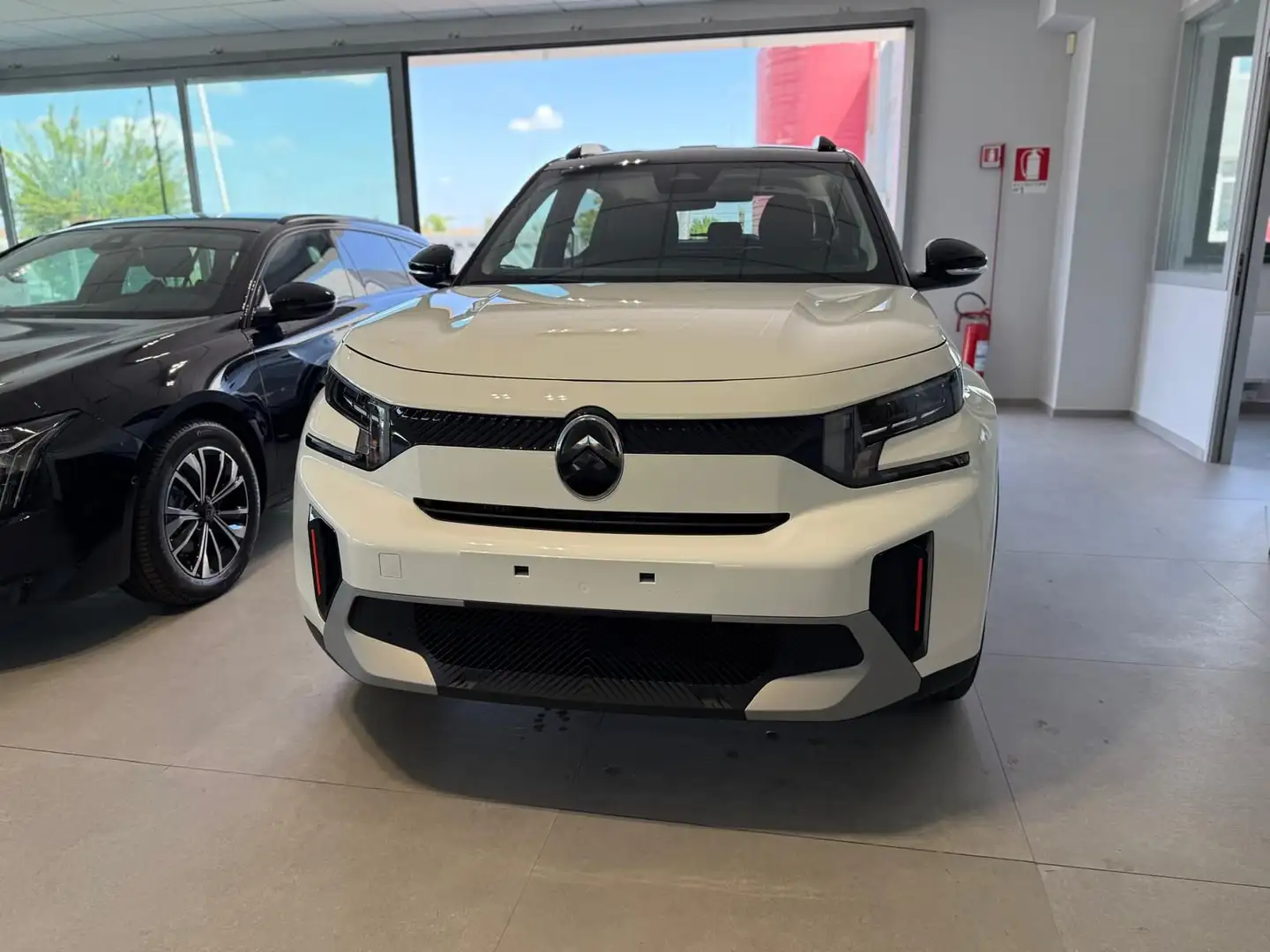 Citroen C3 Aircross PureTech Turbo 100 Plus Bianco - 2