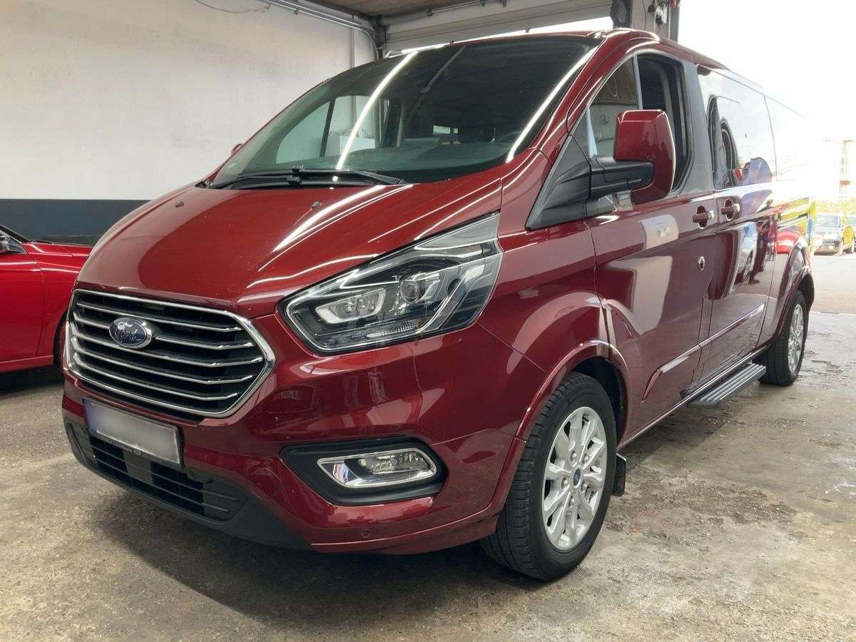 Ford Tourneo Custom