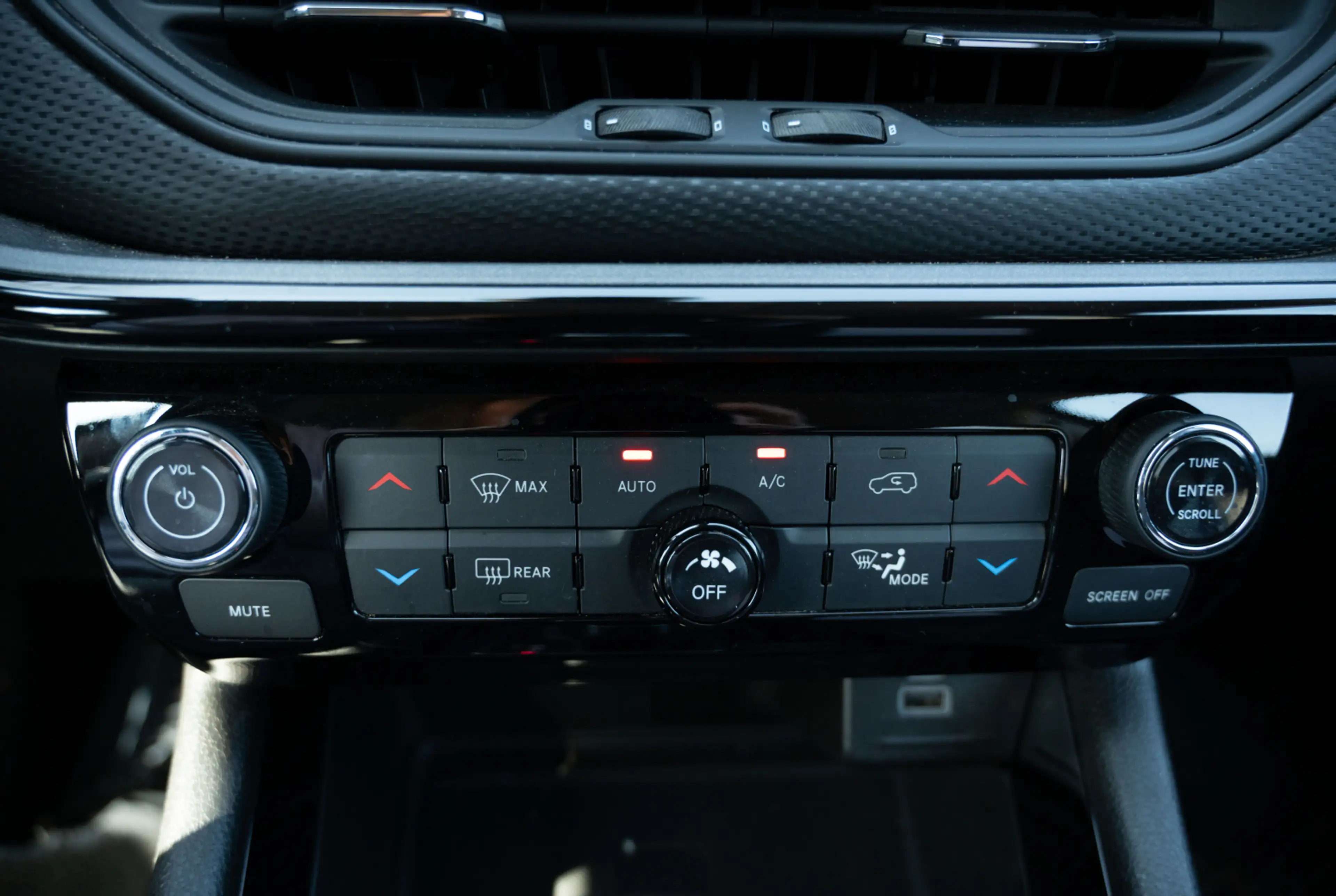 Jeep Compass Limited 1.5 Hybrid 48V *WINTER-PAKET*PANO*SHZ* — photo 7