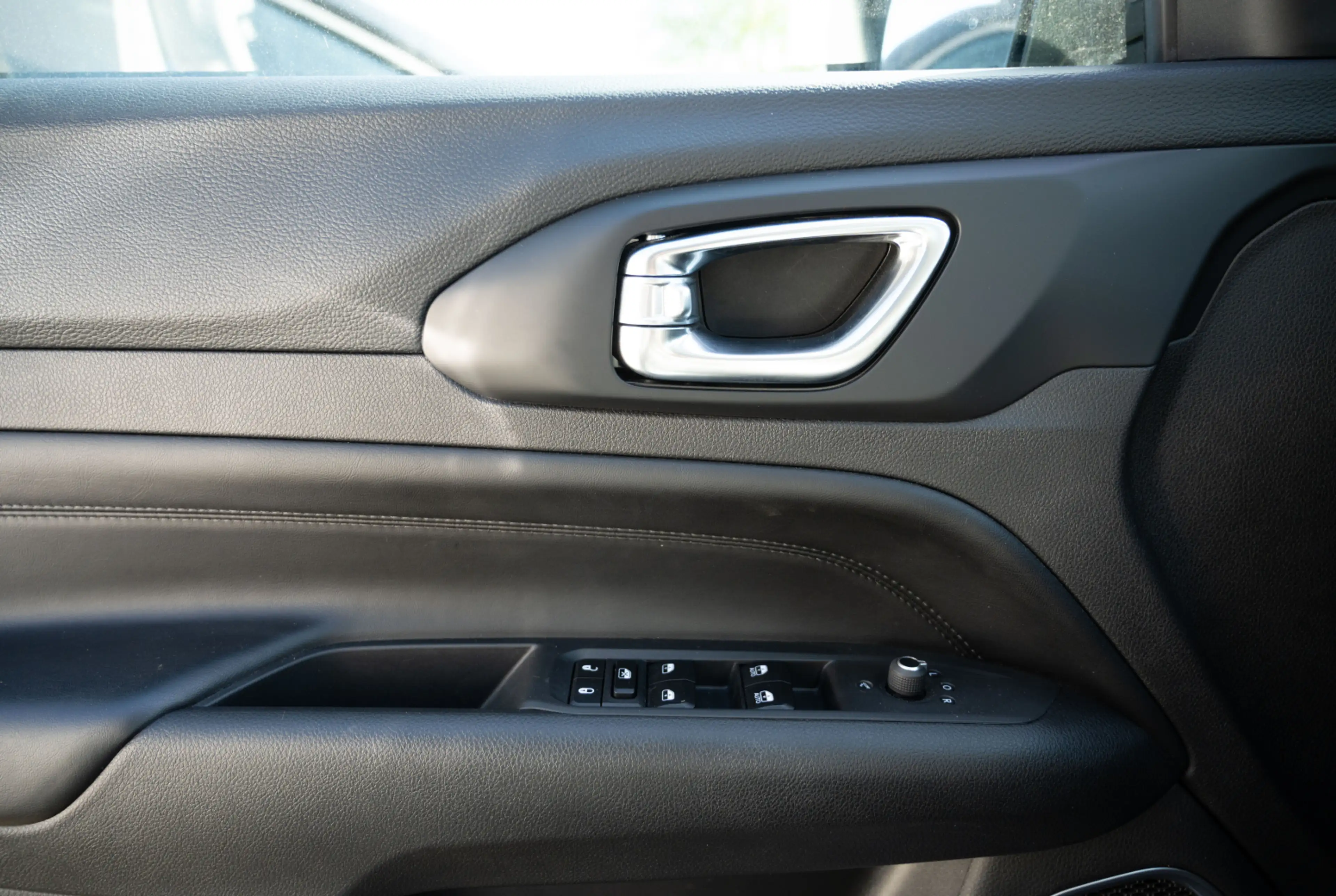 Jeep Compass Limited 1.5 Hybrid 48V *WINTER-PAKET*PANO*SHZ* — photo 10