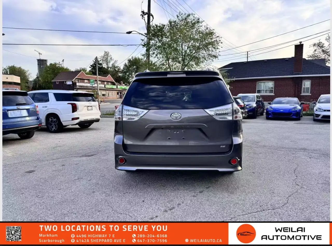 Toyota Sienna снимка Toyota Sienna