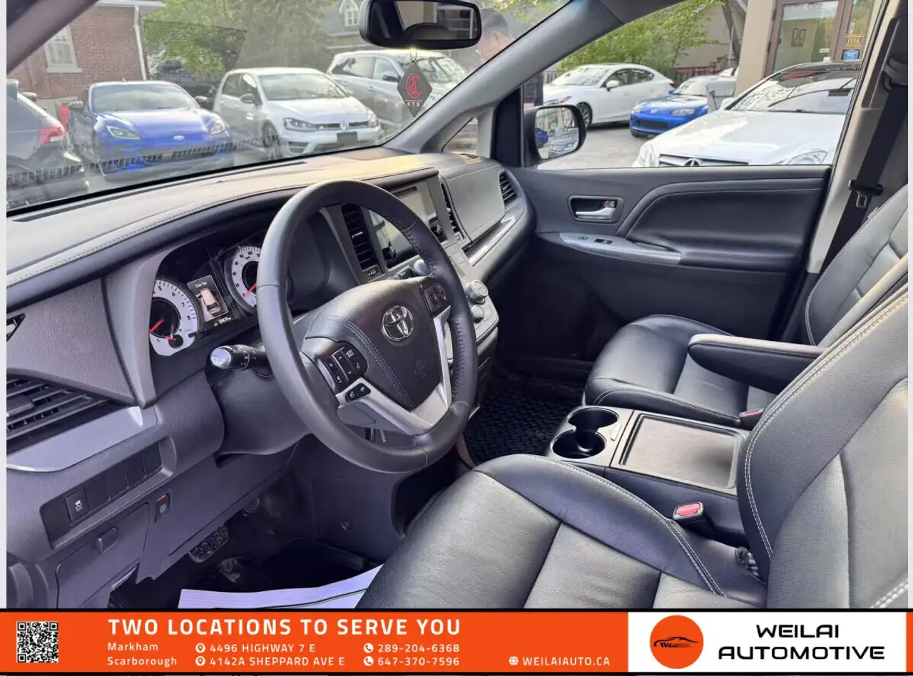Toyota Sienna снимка Toyota Sienna