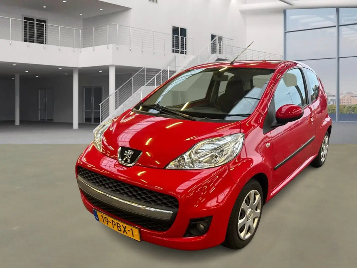 Peugeot 107 1.0-12V Millesim 200/AUTOMAAT/ZUINIG Rood - 1