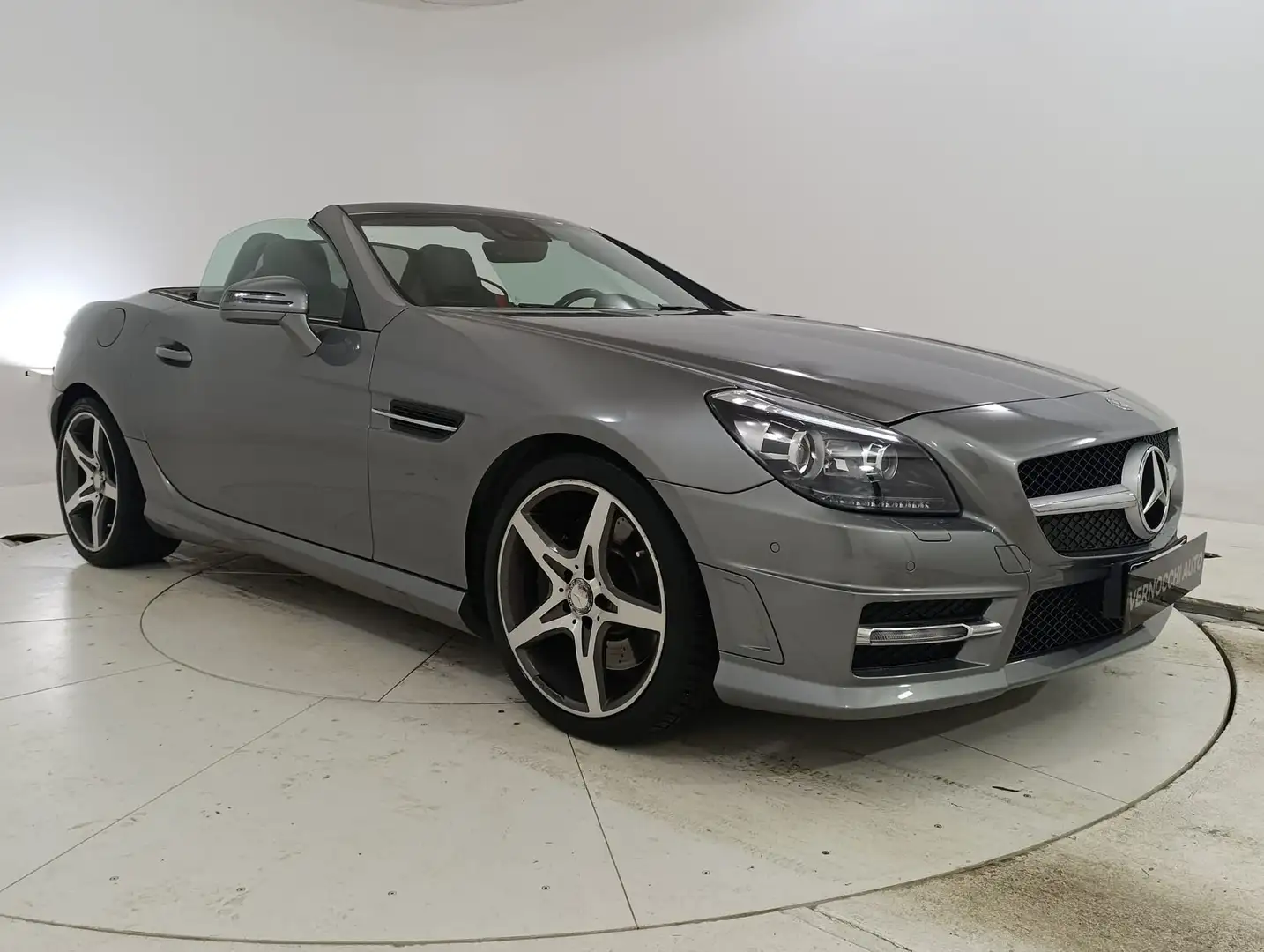 Mercedes-Benz SLK 250 250 1.8 204 CV AMG Roadster Gris - 2