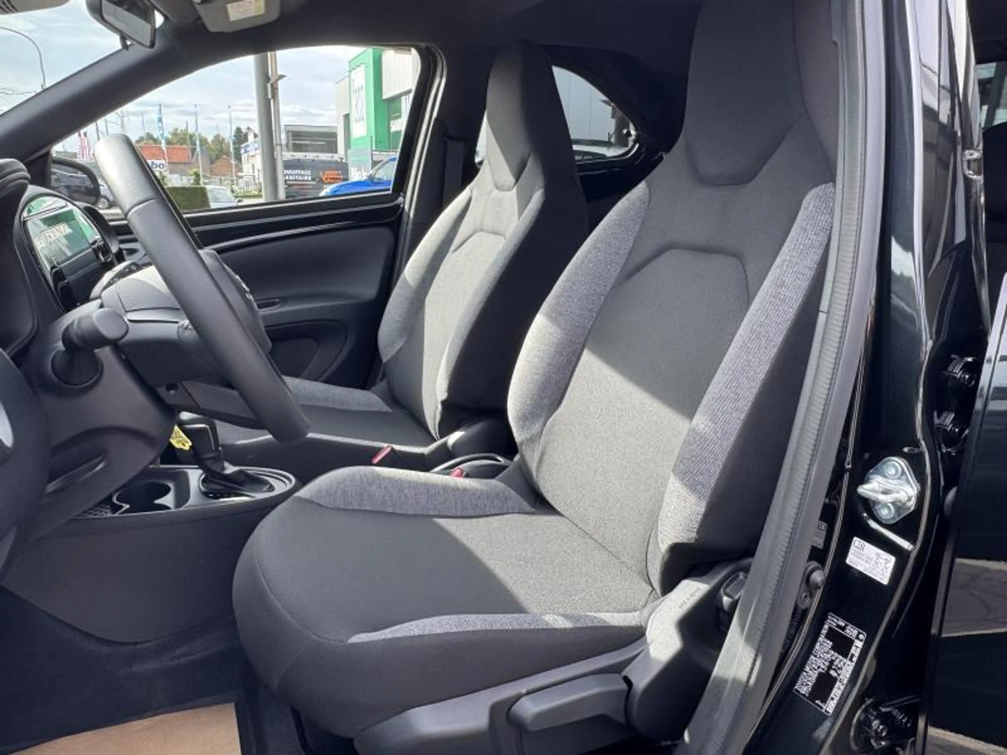 Toyota Aygo X Play CVT — photo 5