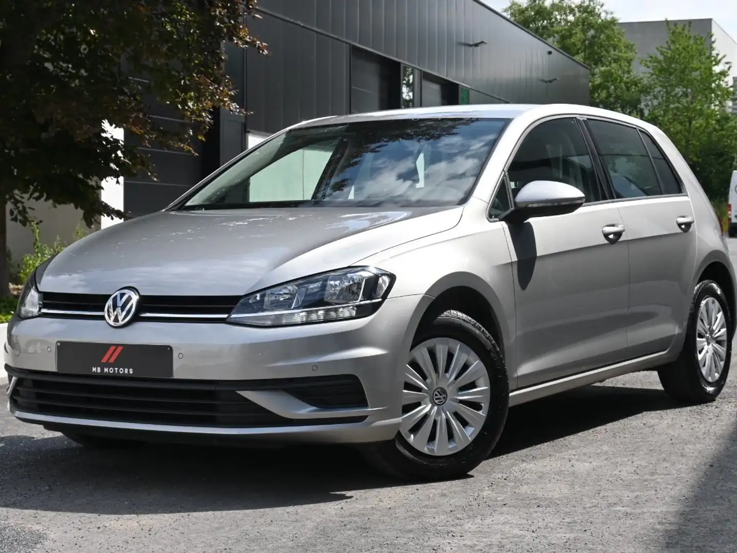Volkswagen Golf **1.0 TSI**CAMERA**CARPLAY**AIRCO** Срібний - 1