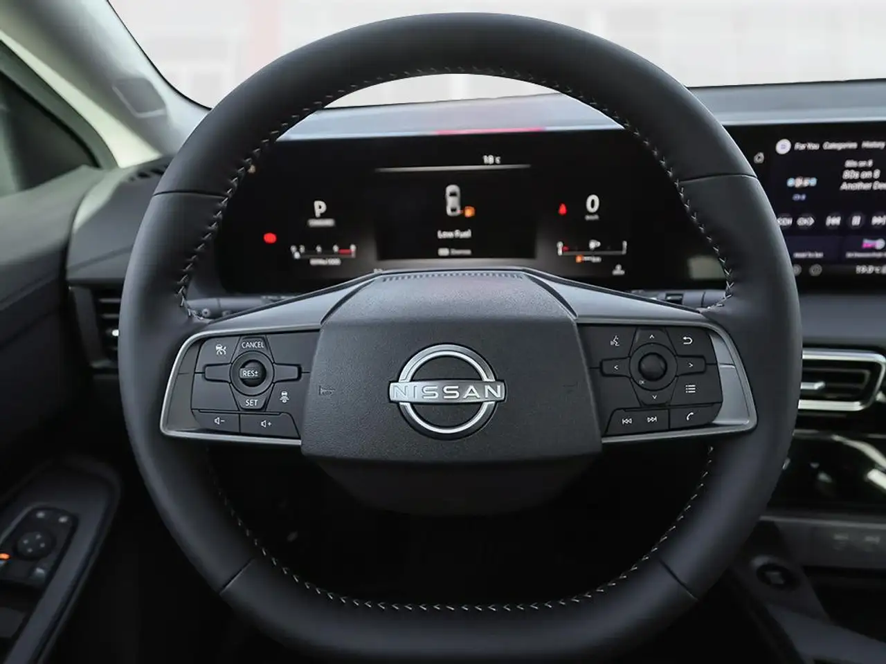 Nissan Sentra снимка Nissan Sentra