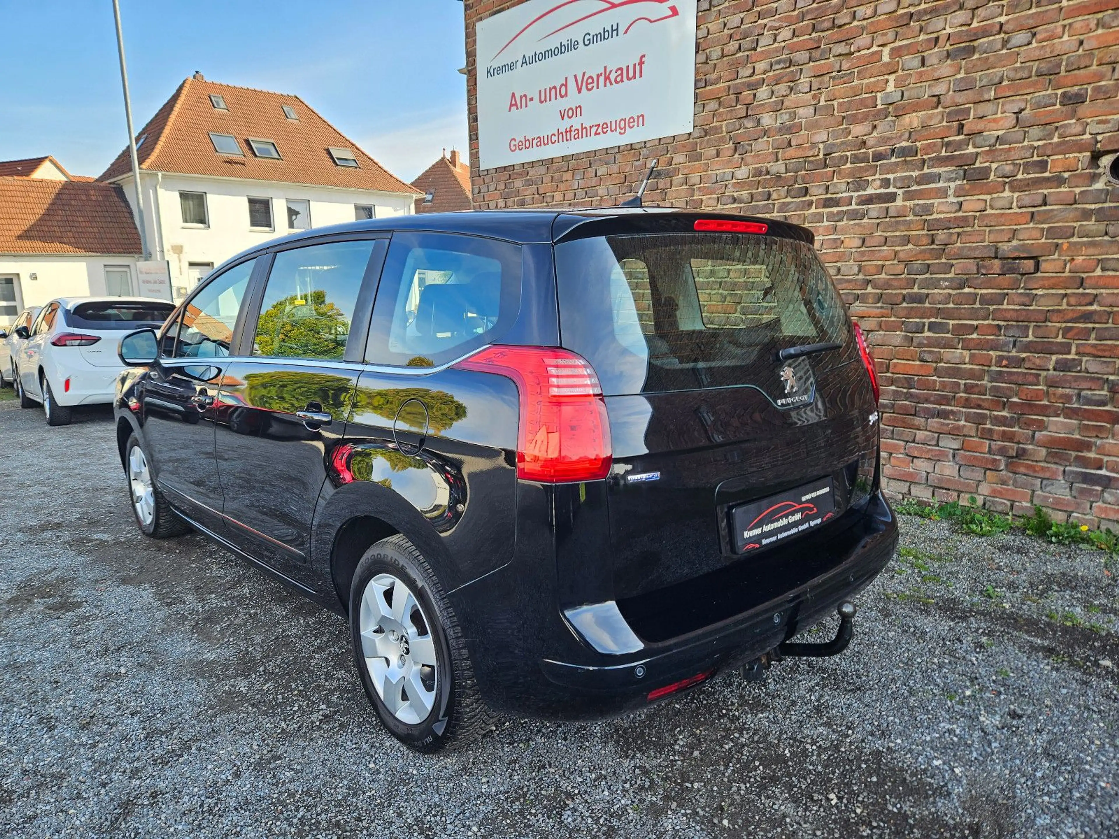 Peugeot 5008 2.0 Active | 7-Sitzer — photo 5