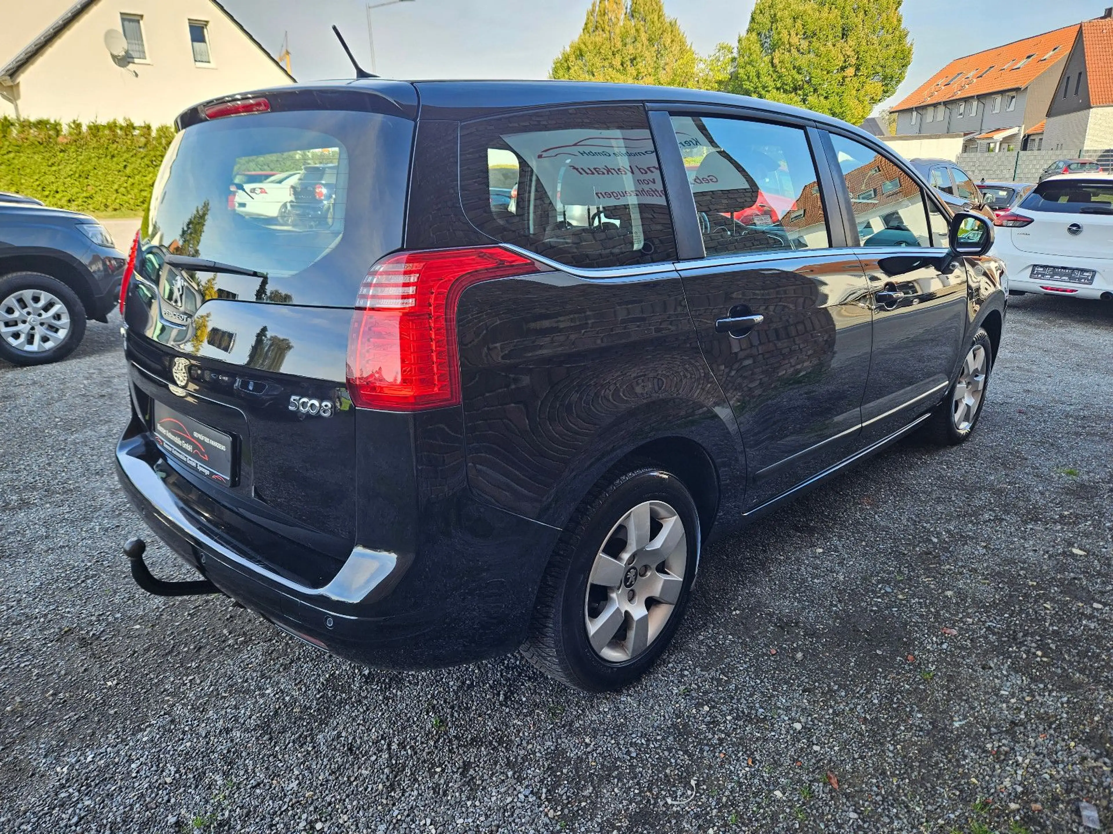 Peugeot 5008 2.0 Active | 7-Sitzer — photo 6