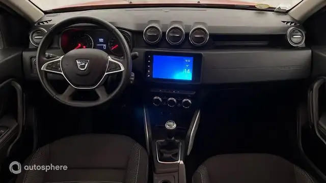 Dacia Duster view 11