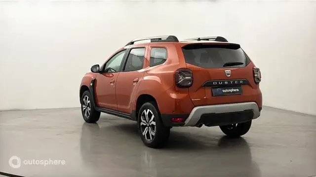 Dacia Duster view 8