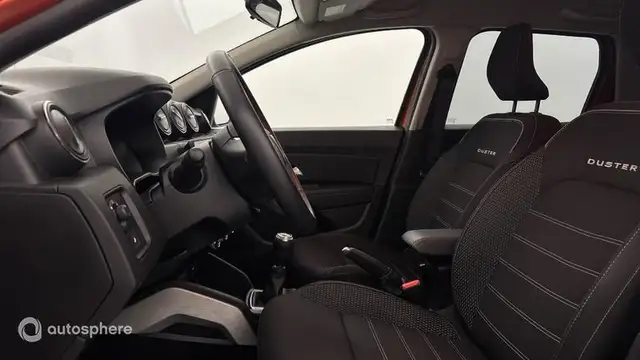 Dacia Duster view 12