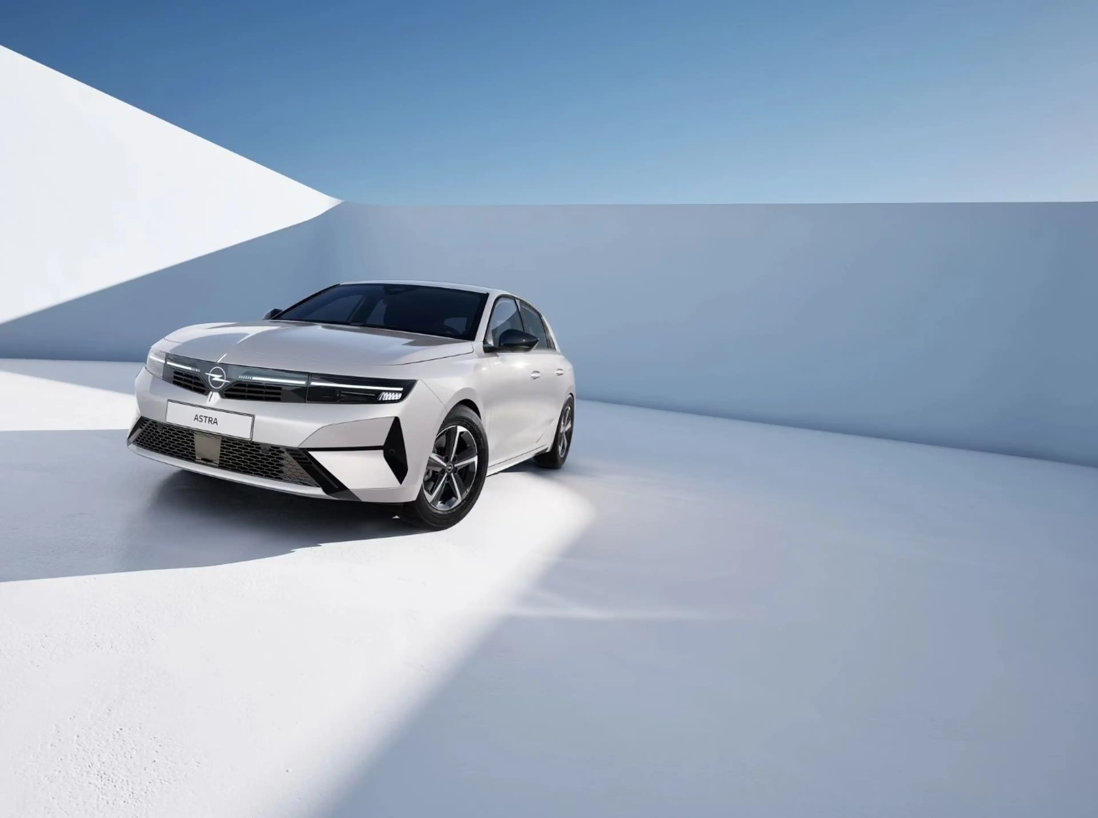 Opel Astra Edition Diesel, Automatik, Allwetter — photo 2