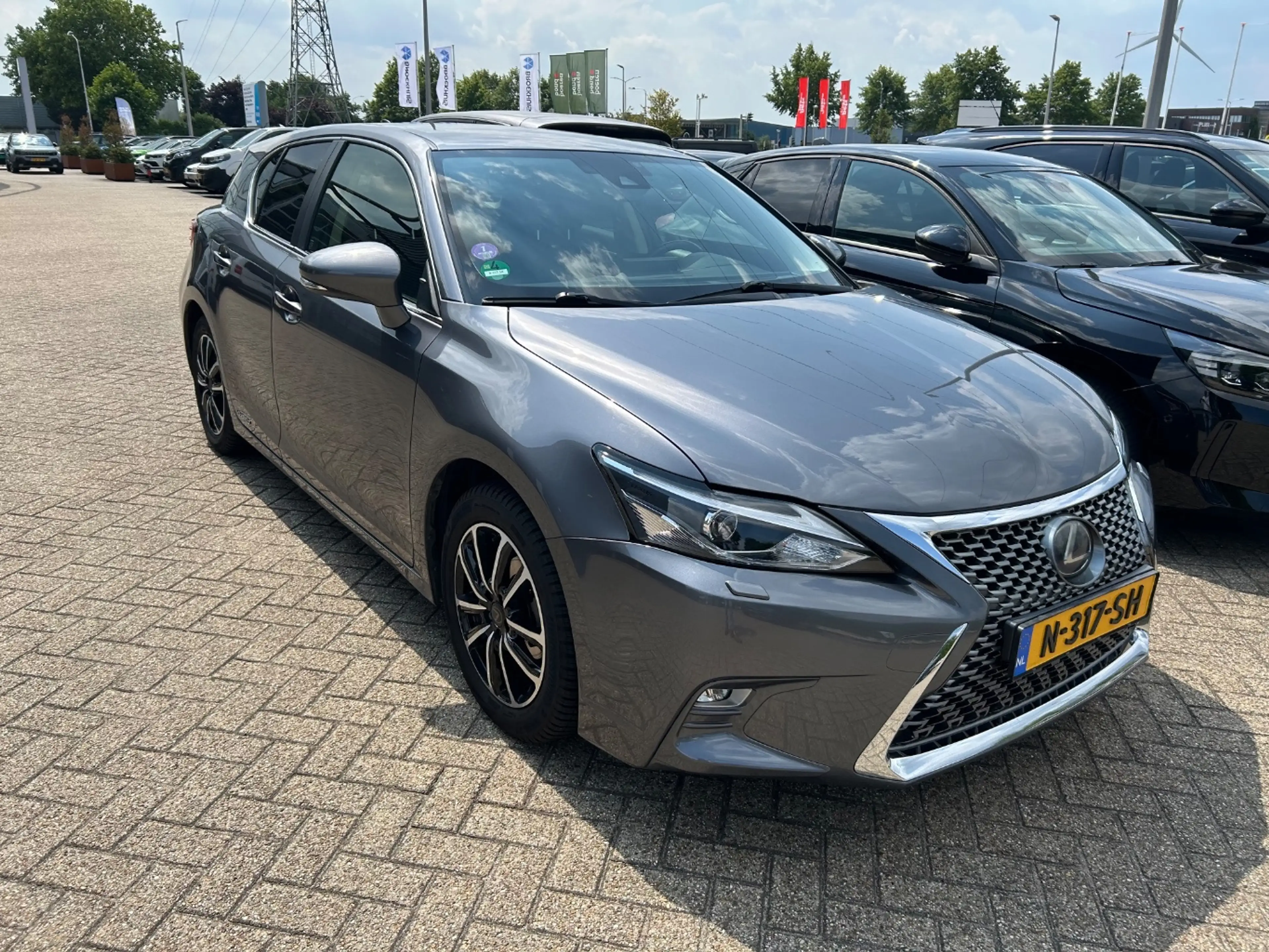 Lexus CT 200h Business Launch Edition, Navi, Dealer auto, Alcant — photo 3