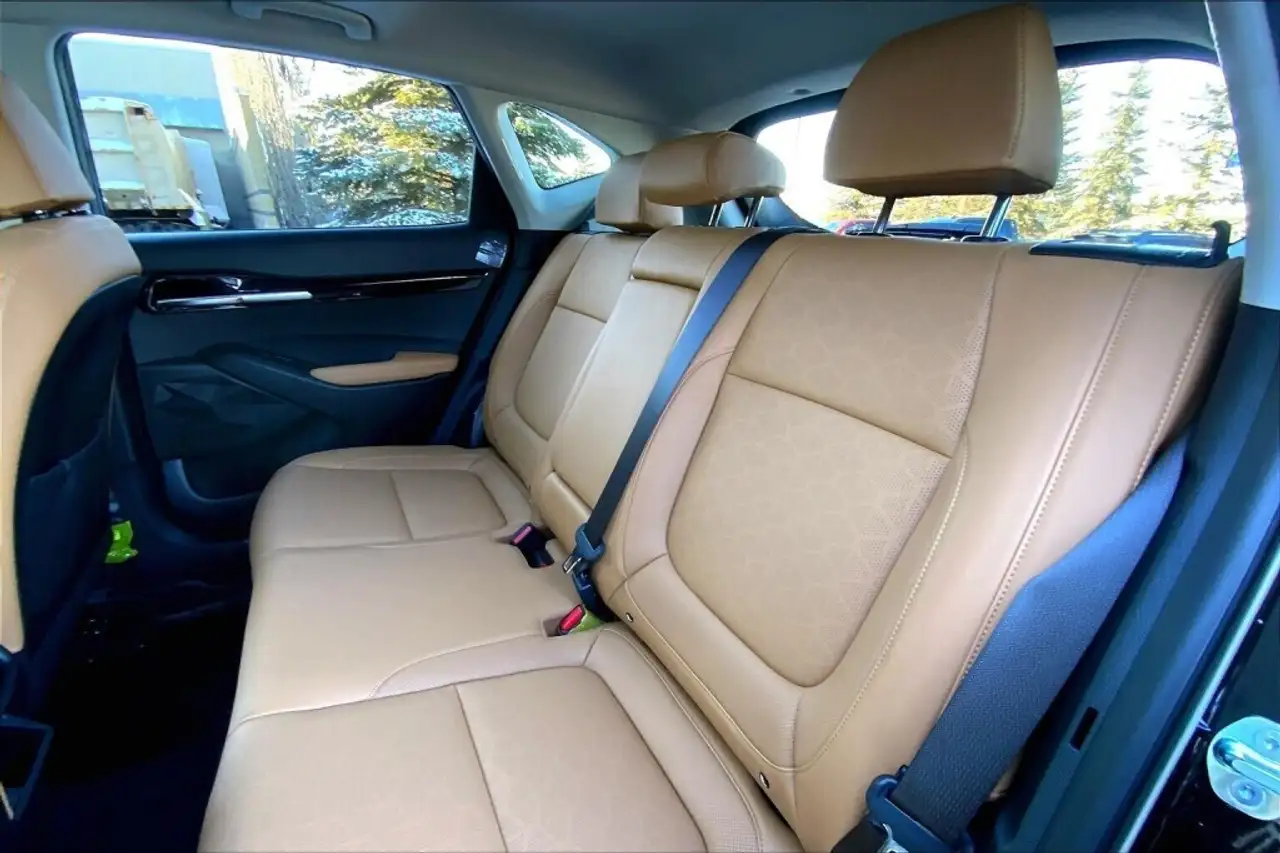 Kia Seltos снимка Kia Seltos