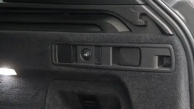 BMW X5 view 20