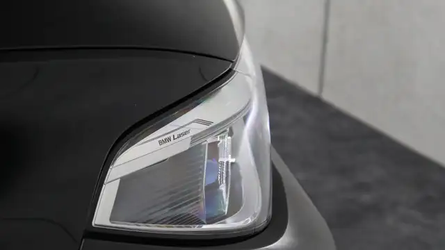 BMW X5 view 19
