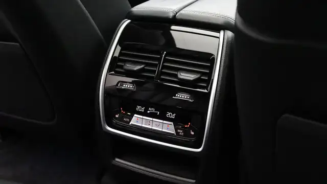 BMW X5 view 27