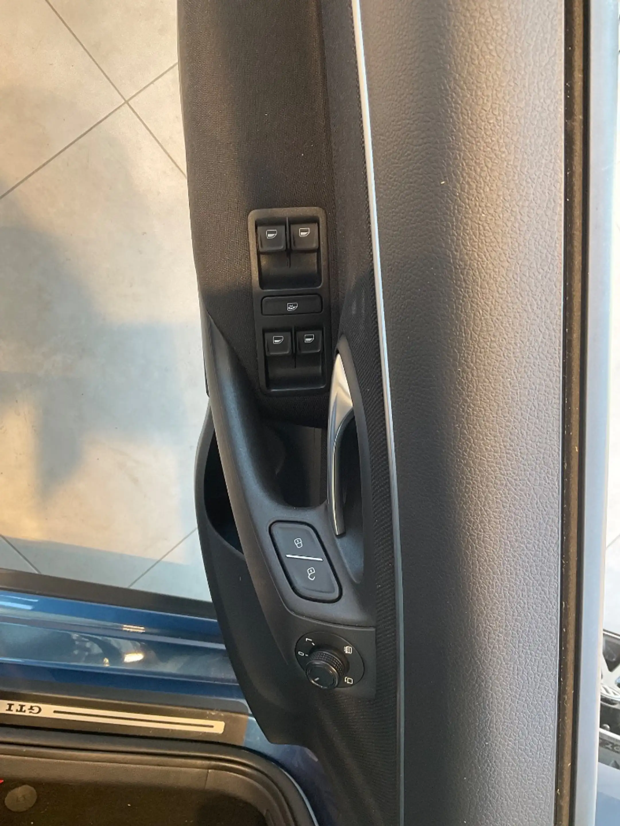 Volkswagen Polo GTI Polo V 1.8 TSI BMT GTI LED+Navi+SHZ+Kam.+KlimaA — photo 15