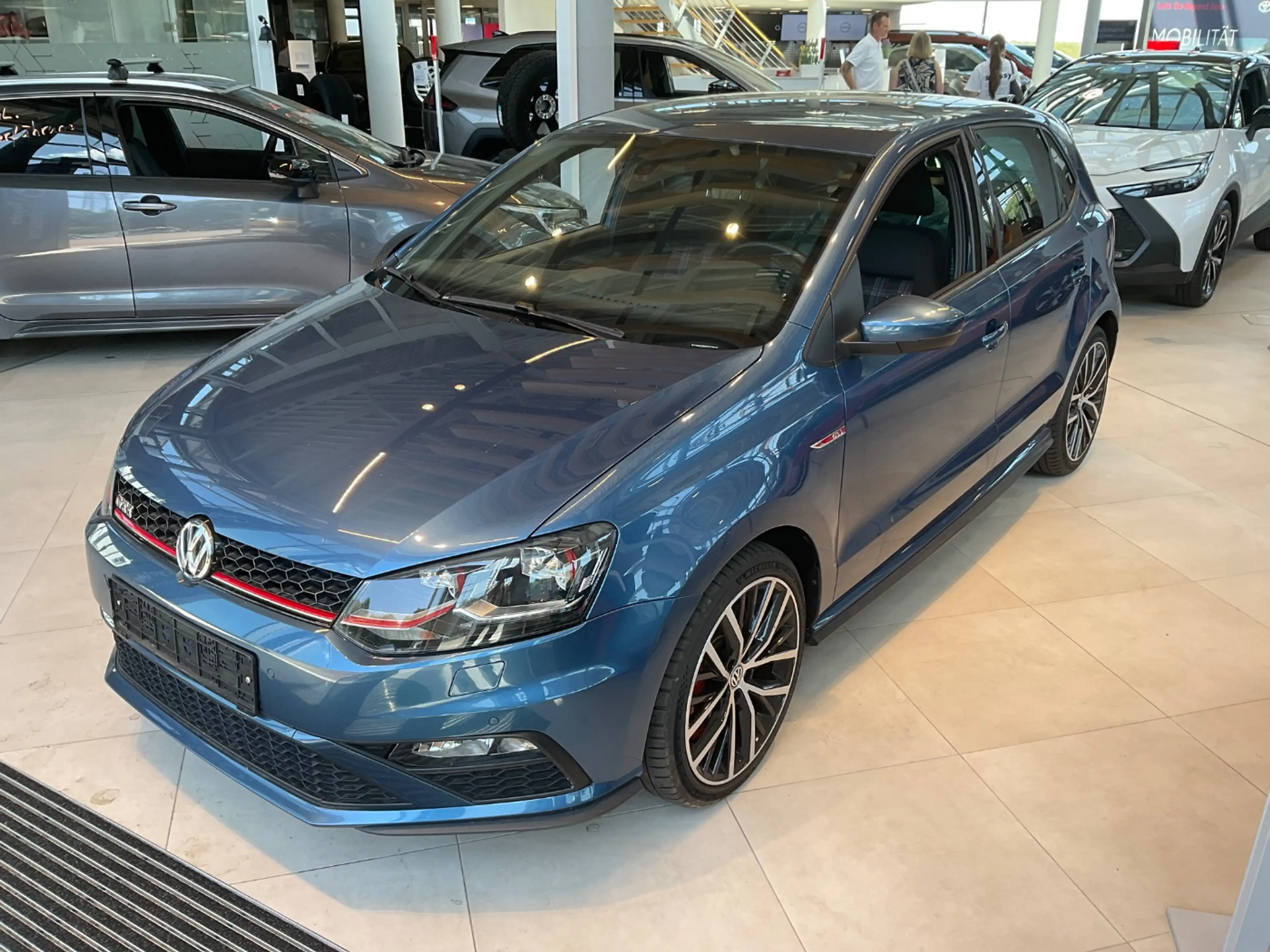 Volkswagen Polo GTI Polo V 1.8 TSI BMT GTI LED+Navi+SHZ+Kam.+KlimaA