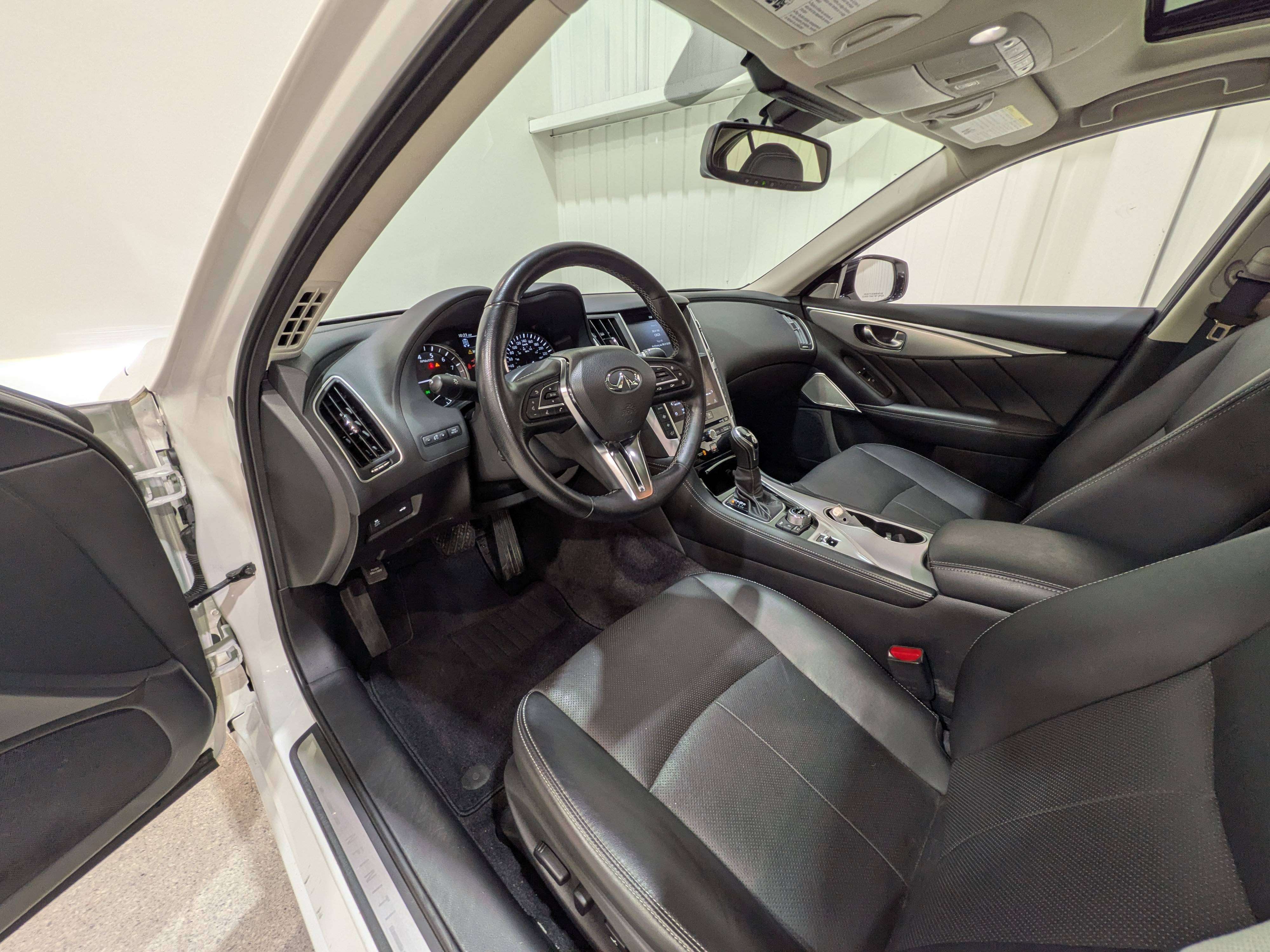 Infiniti Q50 2024