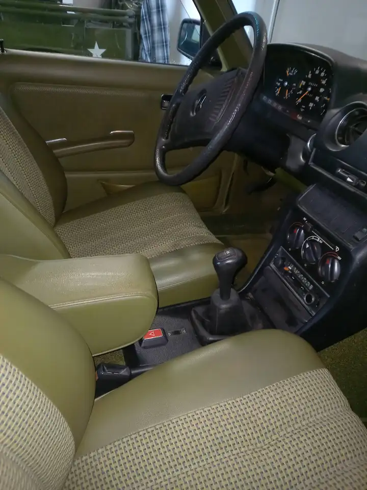 Mercedes-Benz Baureihe 123, foto 4
