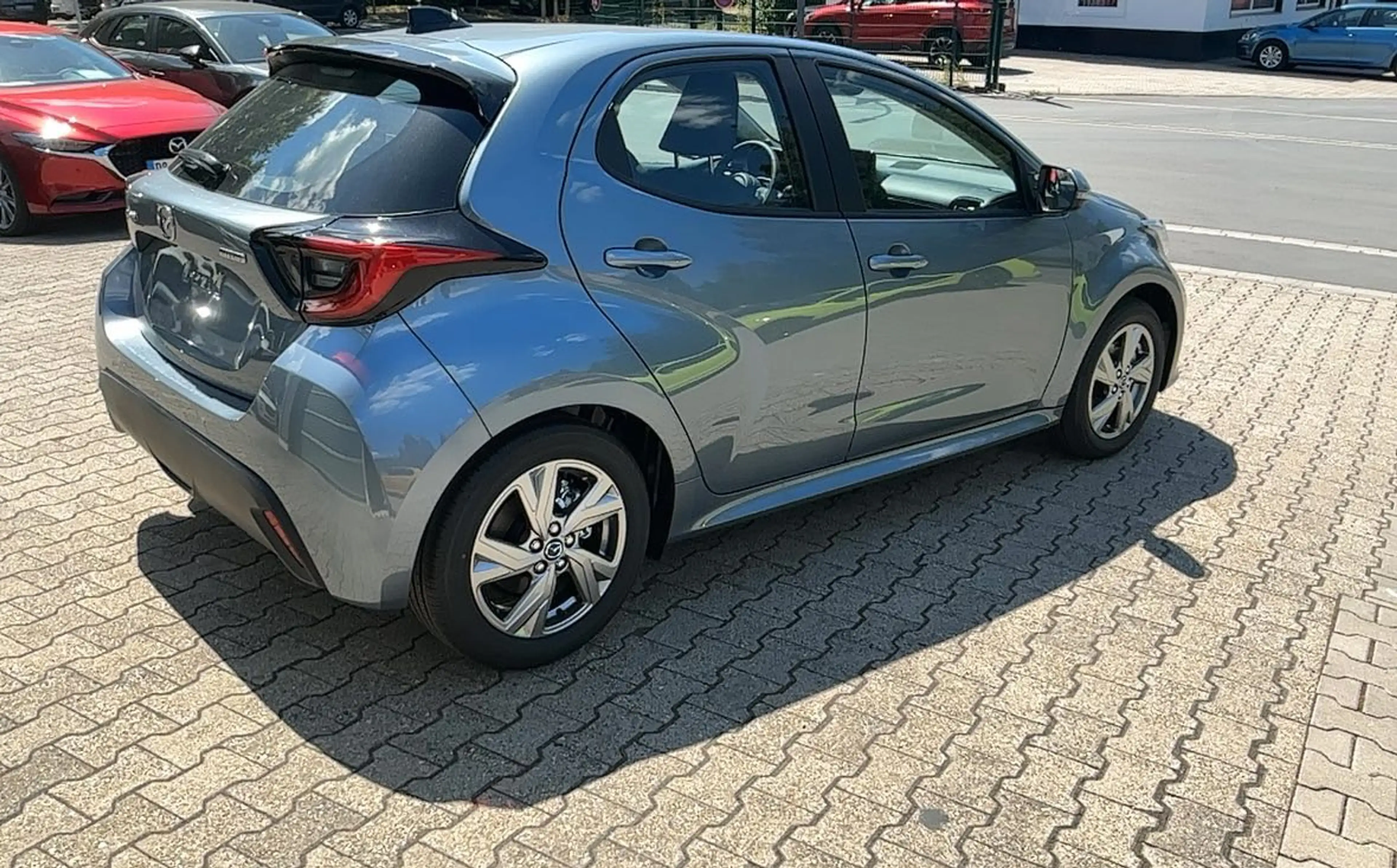 Mazda 2 Hybrid 1.5L Hybrid VVT-i 116 Exclusive-Line NEUE A — photo 3