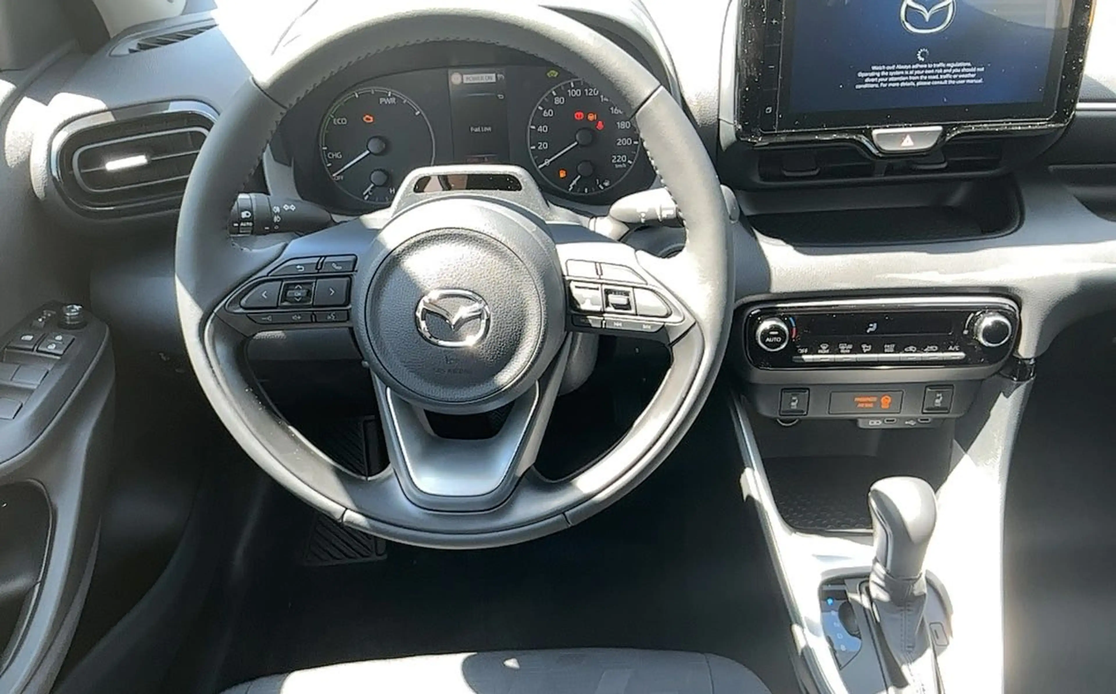 Mazda 2 Hybrid 1.5L Hybrid VVT-i 116 Exclusive-Line NEUE A — photo 9
