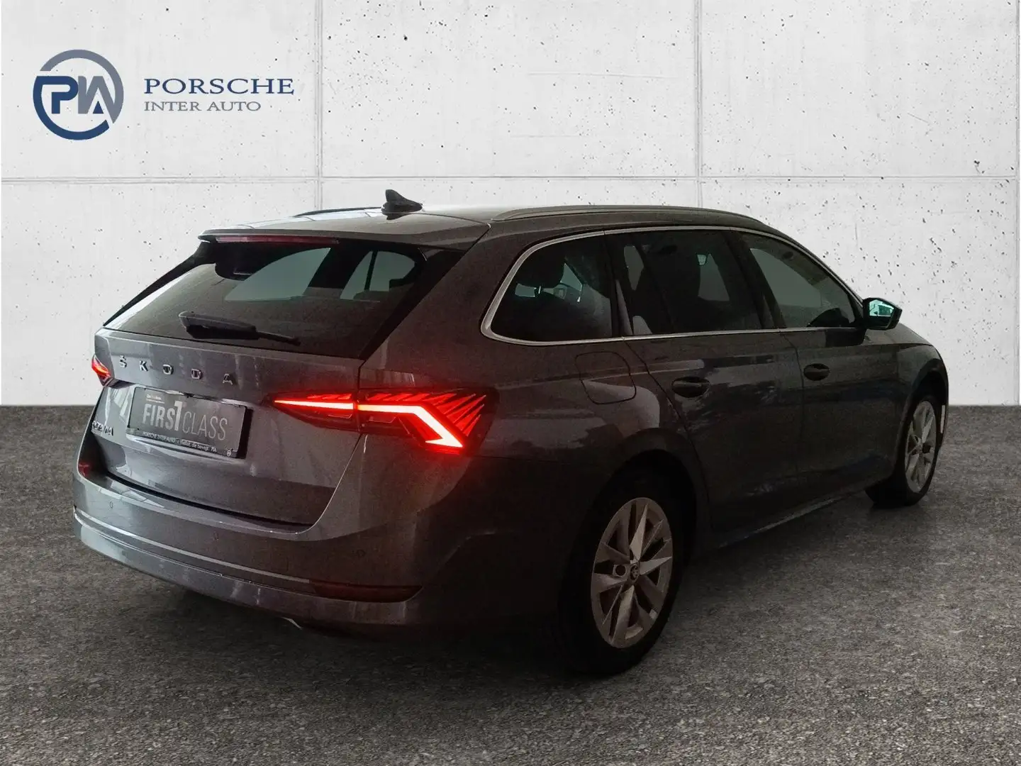 Skoda Octavia Style TDI DSG Gris - 2