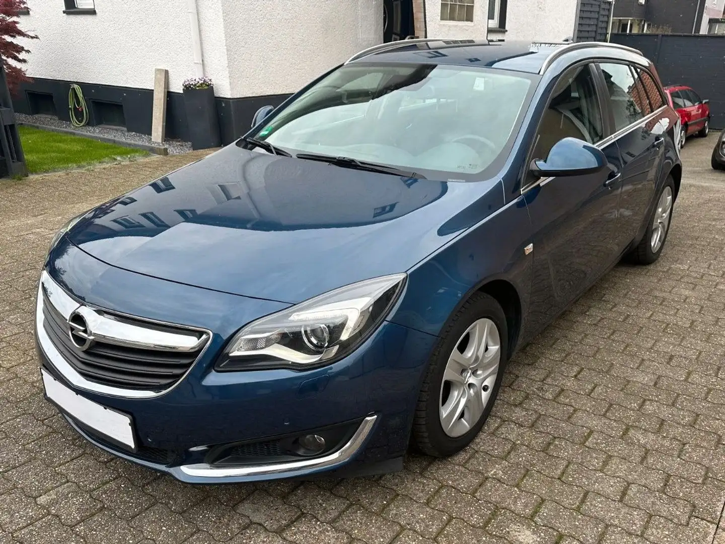 Opel Insignia A Sports Tourer Business Edition Blau - 1