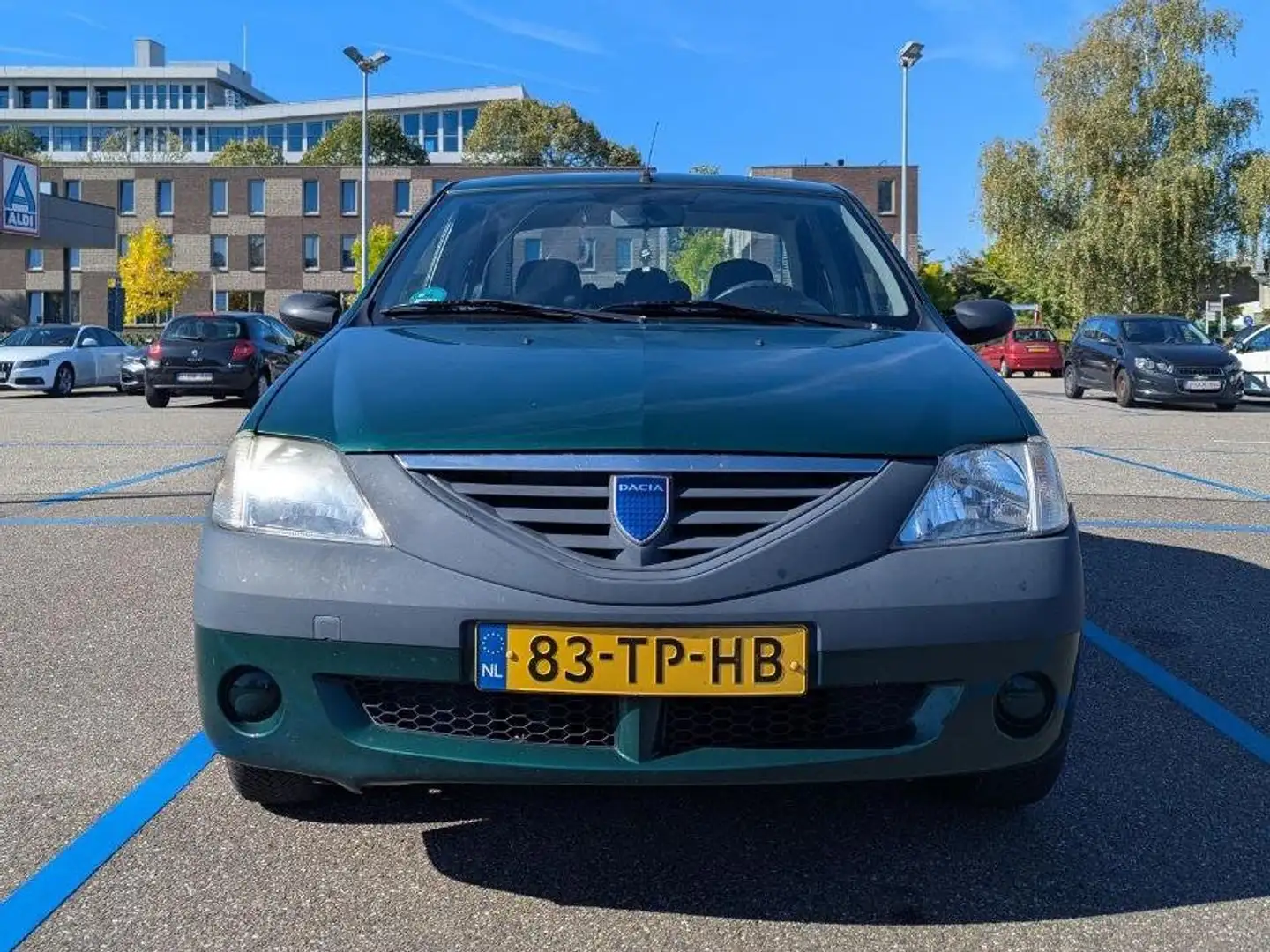 Dacia Logan Logan 1.4 Lauréate Groen - 2