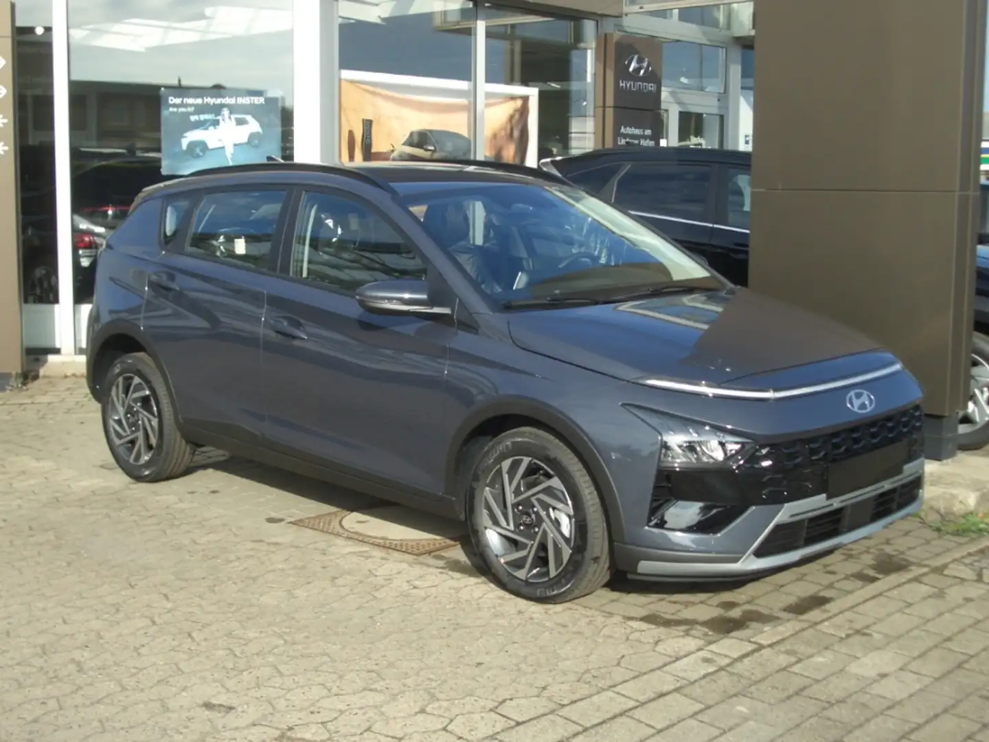 Hyundai BAYON Facelift MJ25 1.0 DCT Trend, Komfort-Paket Gris - 1