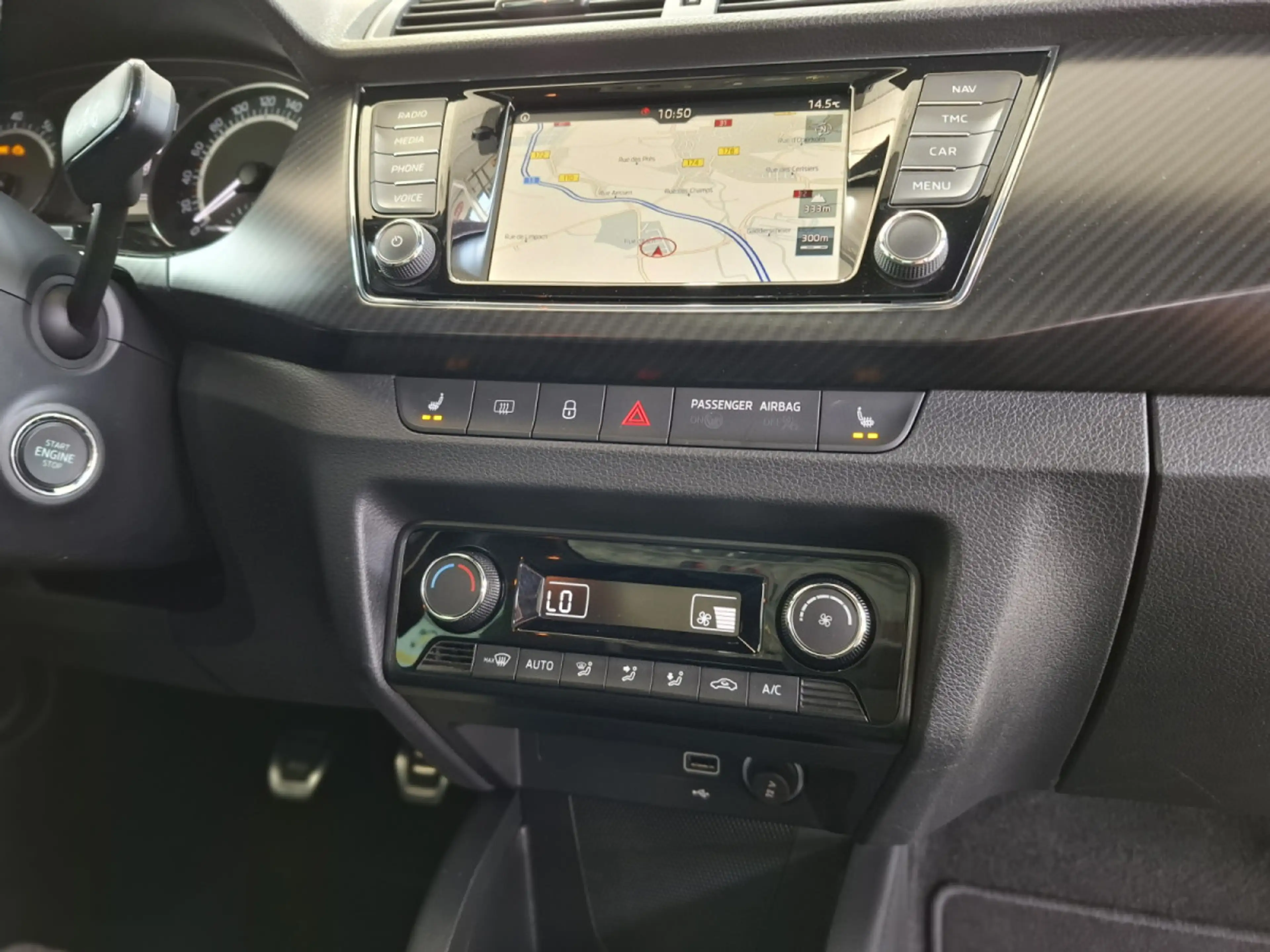 Skoda Fabia 1.0 TSI MONTE CARLO, LED, CAMERA, PANORAMIQUE, AL — photo 12