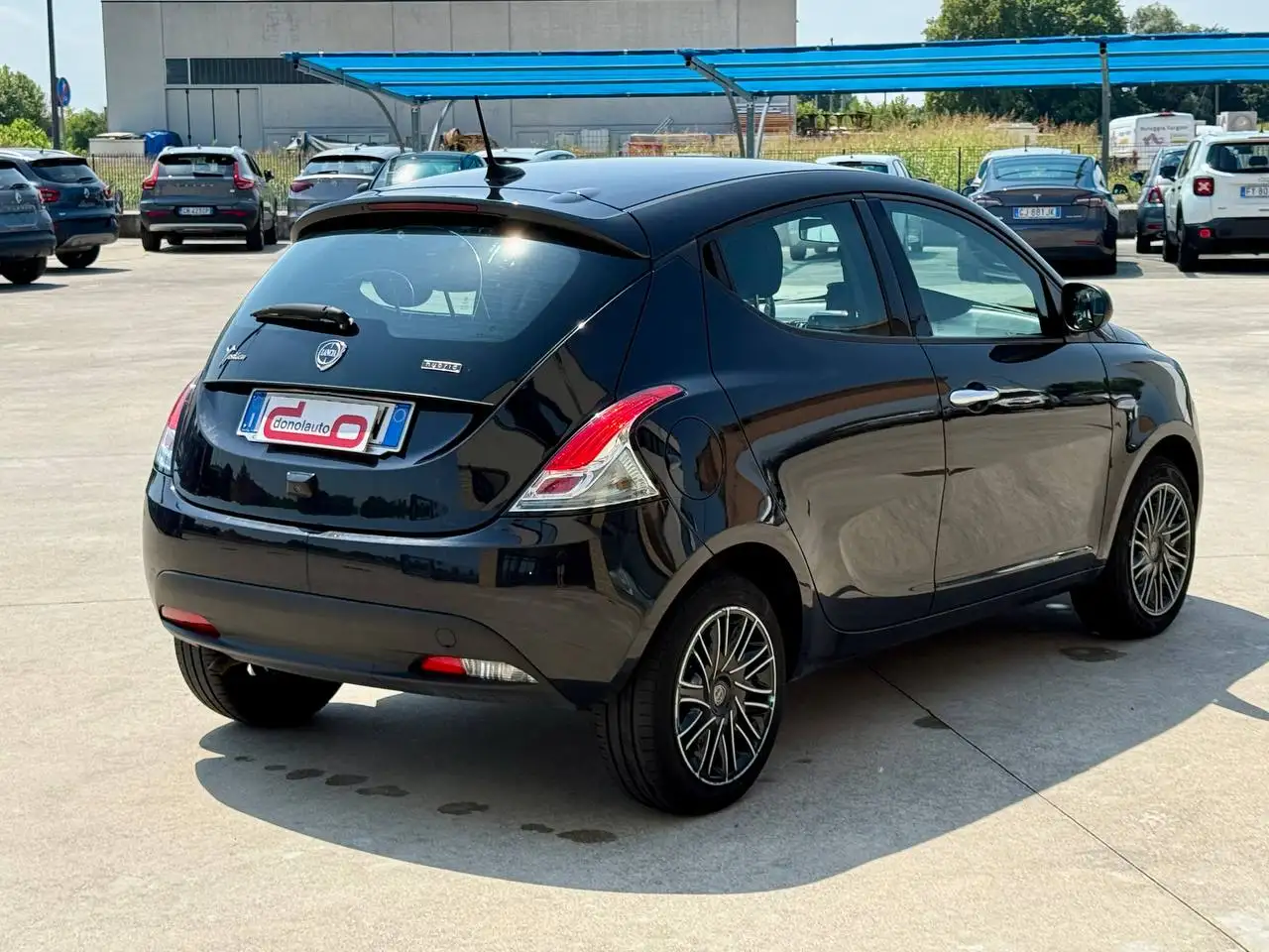 Lancia Ypsilon 2023 — фото 6