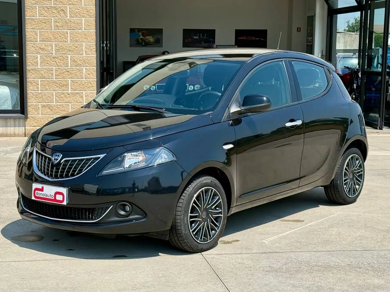 Lancia Ypsilon 2023