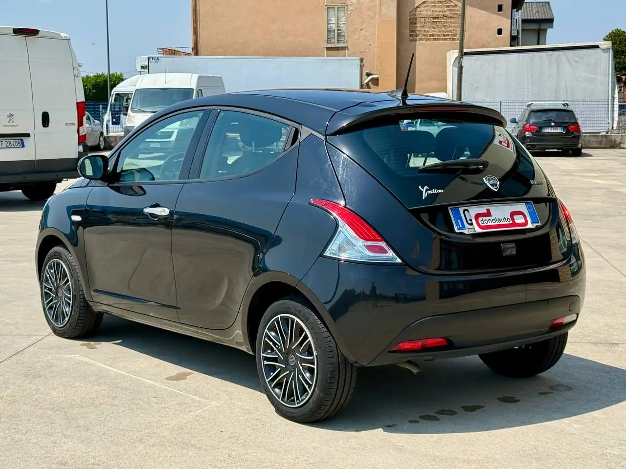 Lancia Ypsilon 2023