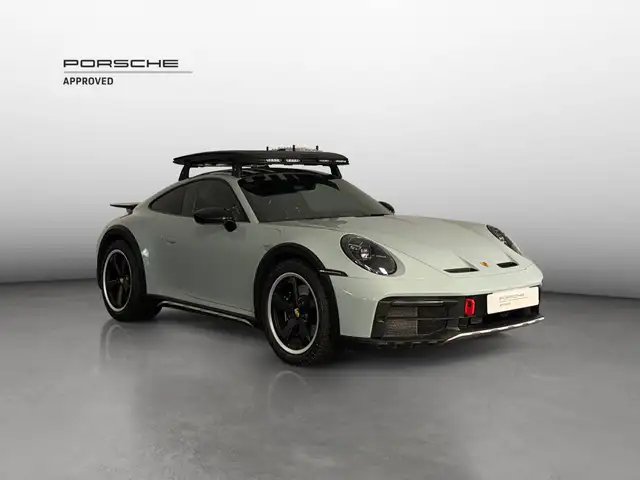 Porsche 911 view 7