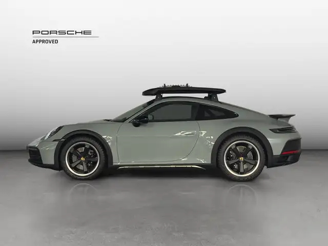 Porsche 911 view 2