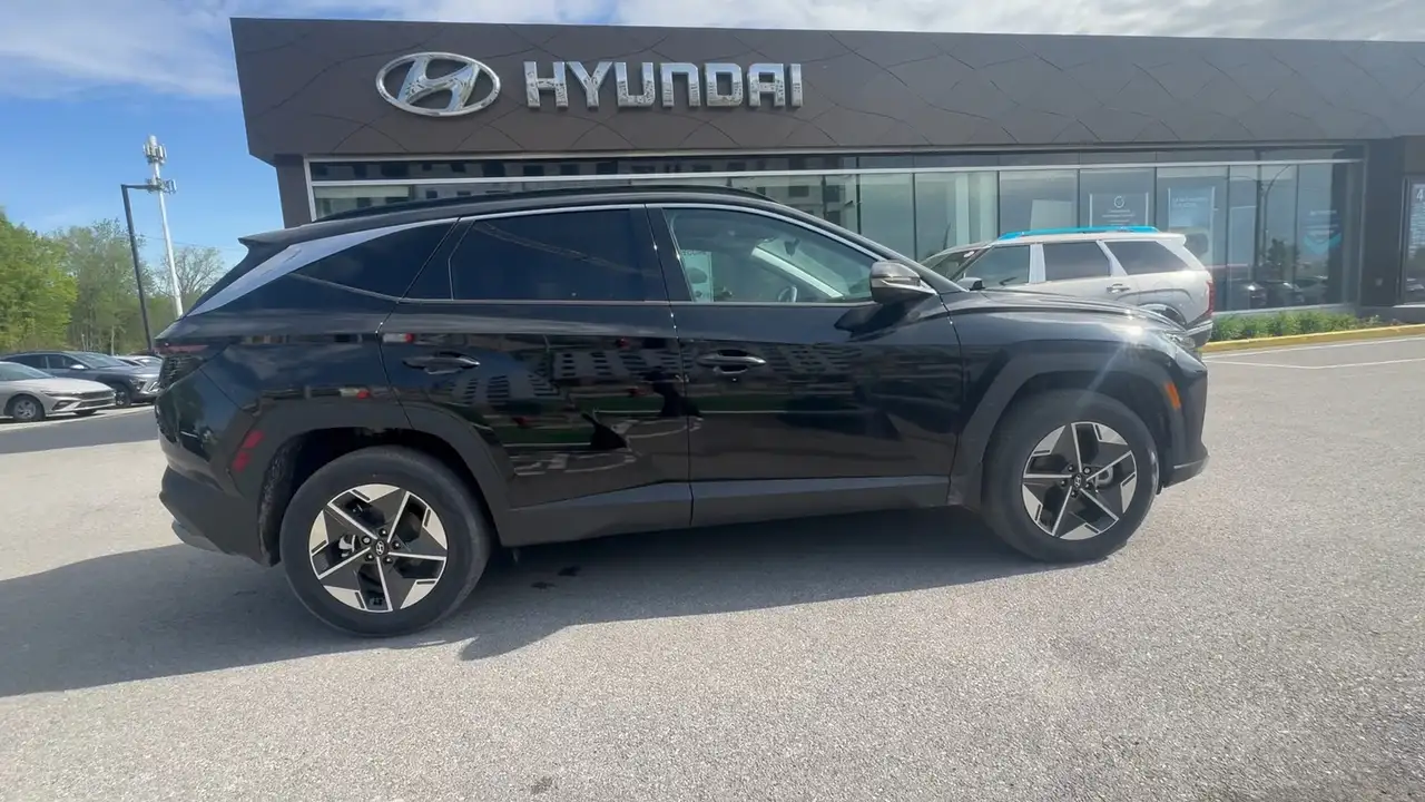 Hyundai TUCSON снимка Hyundai TUCSON