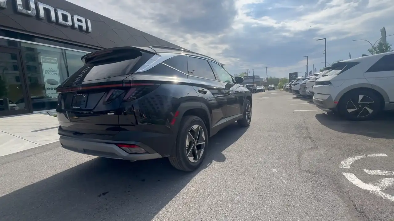 Hyundai TUCSON снимка Hyundai TUCSON